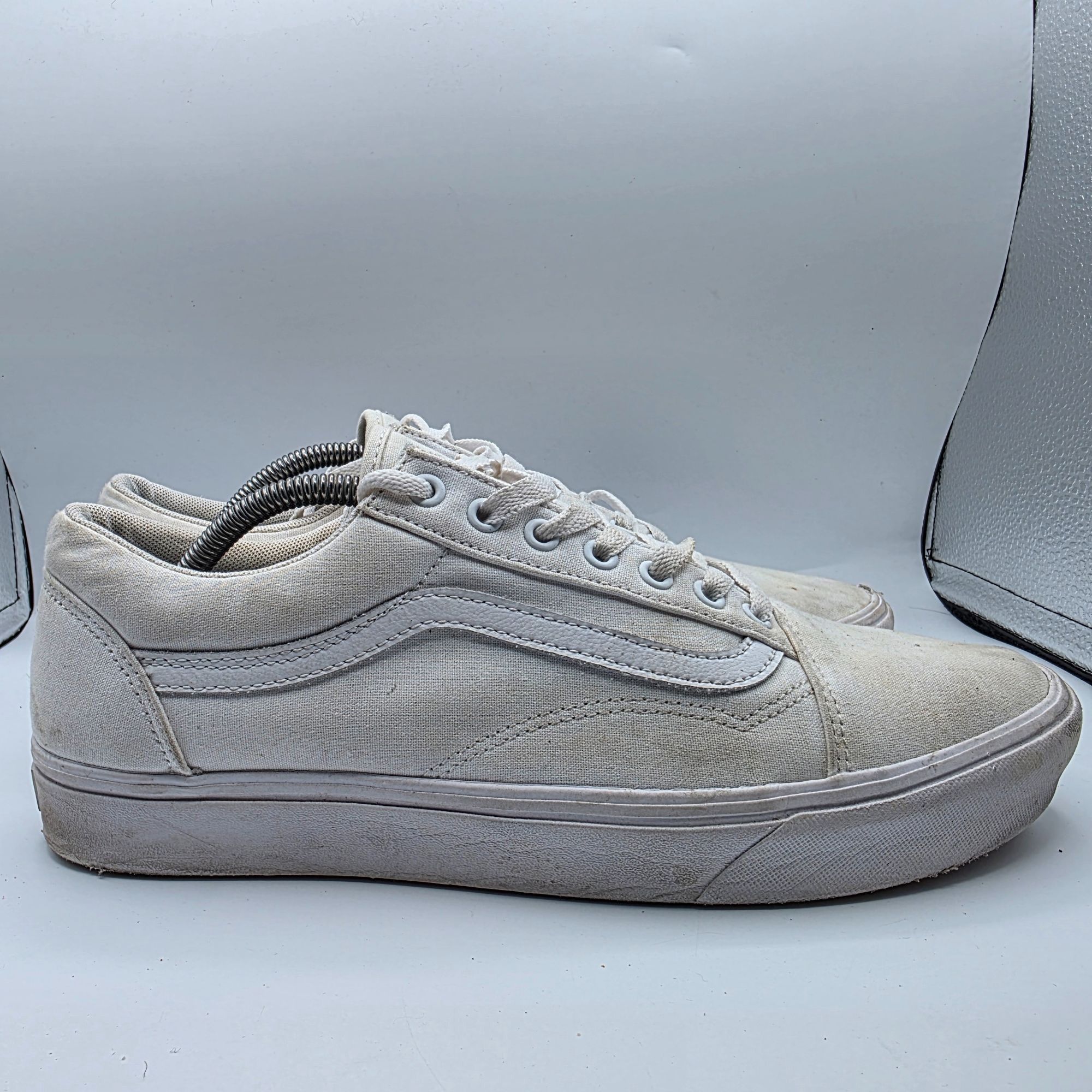 Vans Vans Old Skool Mens Size 12 Triple White Sneaker Shoes Casua Size US 12 / EU 45 - 12 Thumbnail
