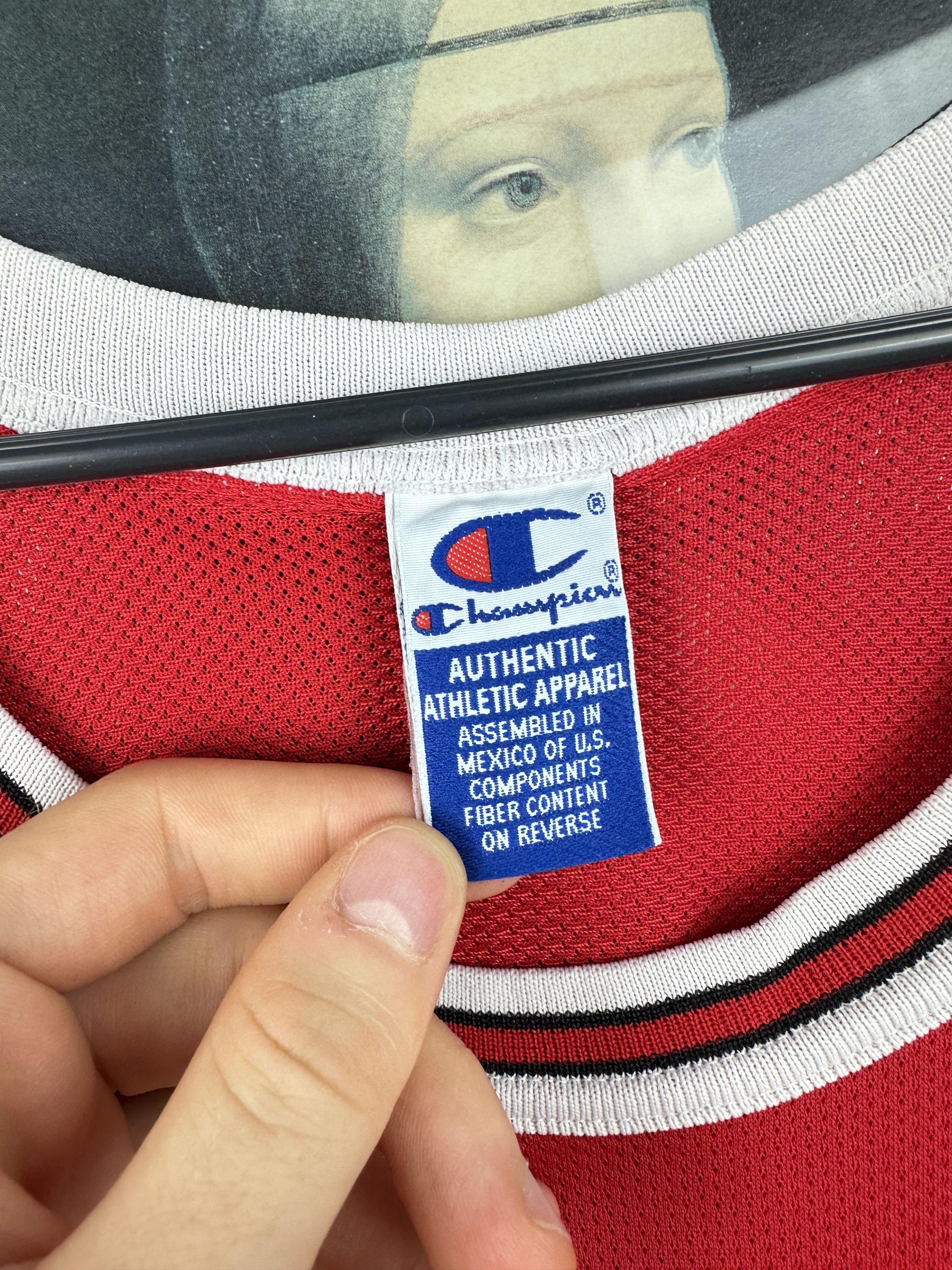 Champion × NBA × Vintage Vintage Pippen Chicago Bulls #33 Red Jersey NBA Rare Size US L / EU 52-54 / 3 - 4 Thumbnail