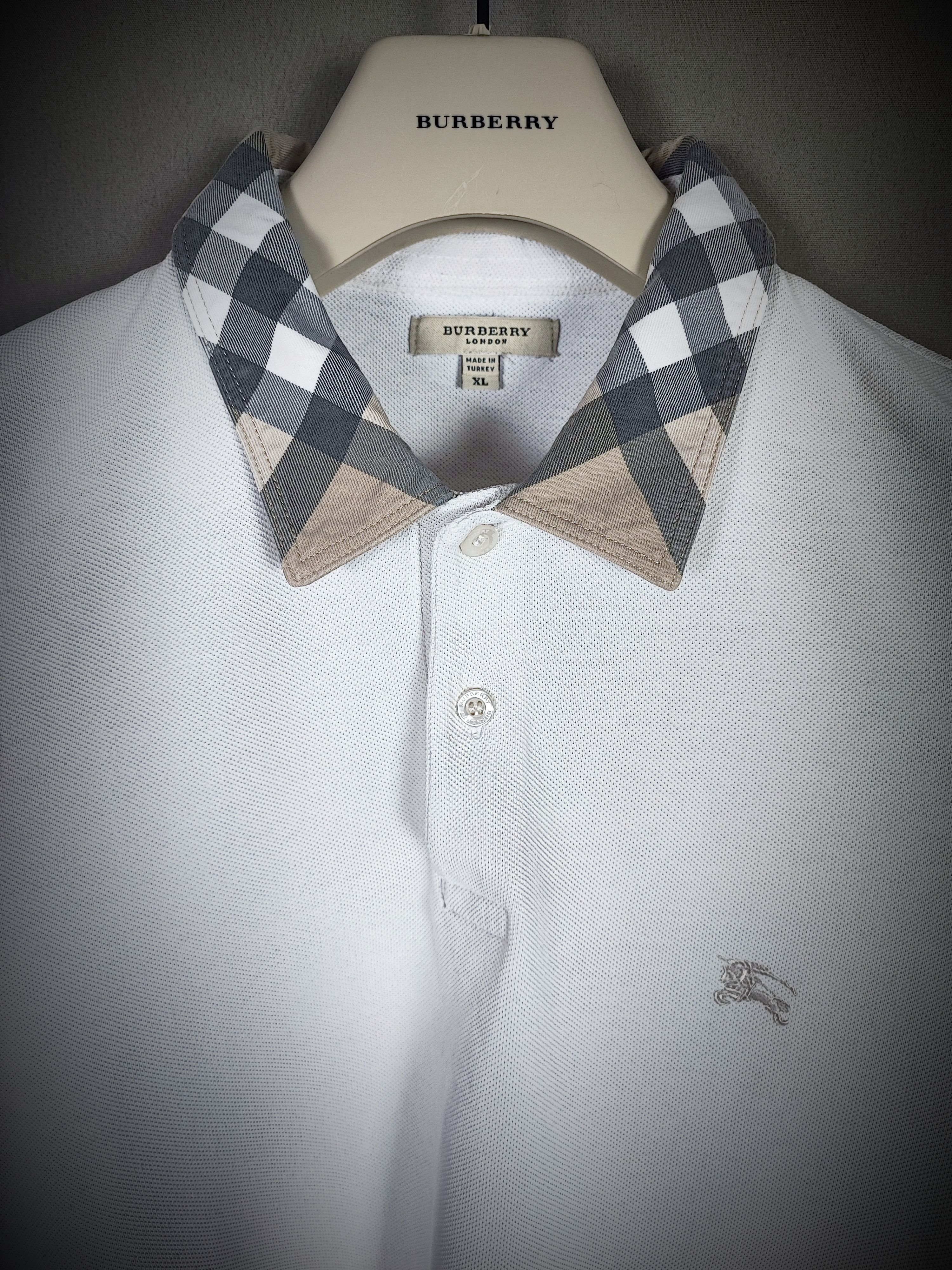 Burberry 🔥Rare Burberry Polo🔥 Size US XL / EU 56 / 4 - 1 Thumbnail