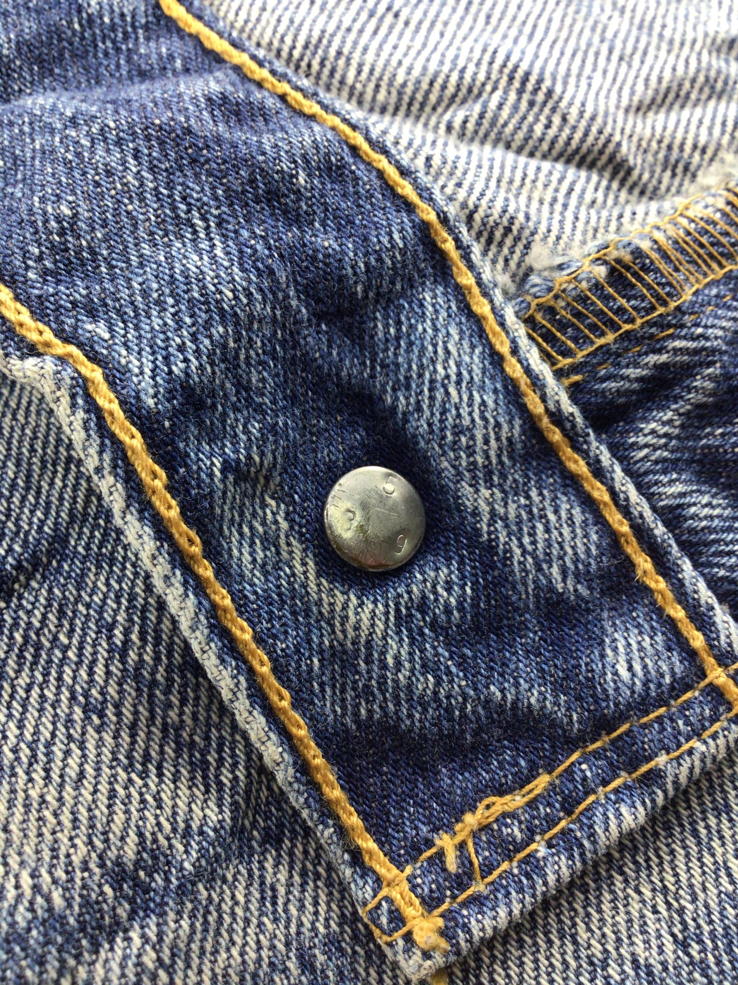 Levi's Vintage Levis 501 Jeans-JM516 Size US 31 - 9 Thumbnail