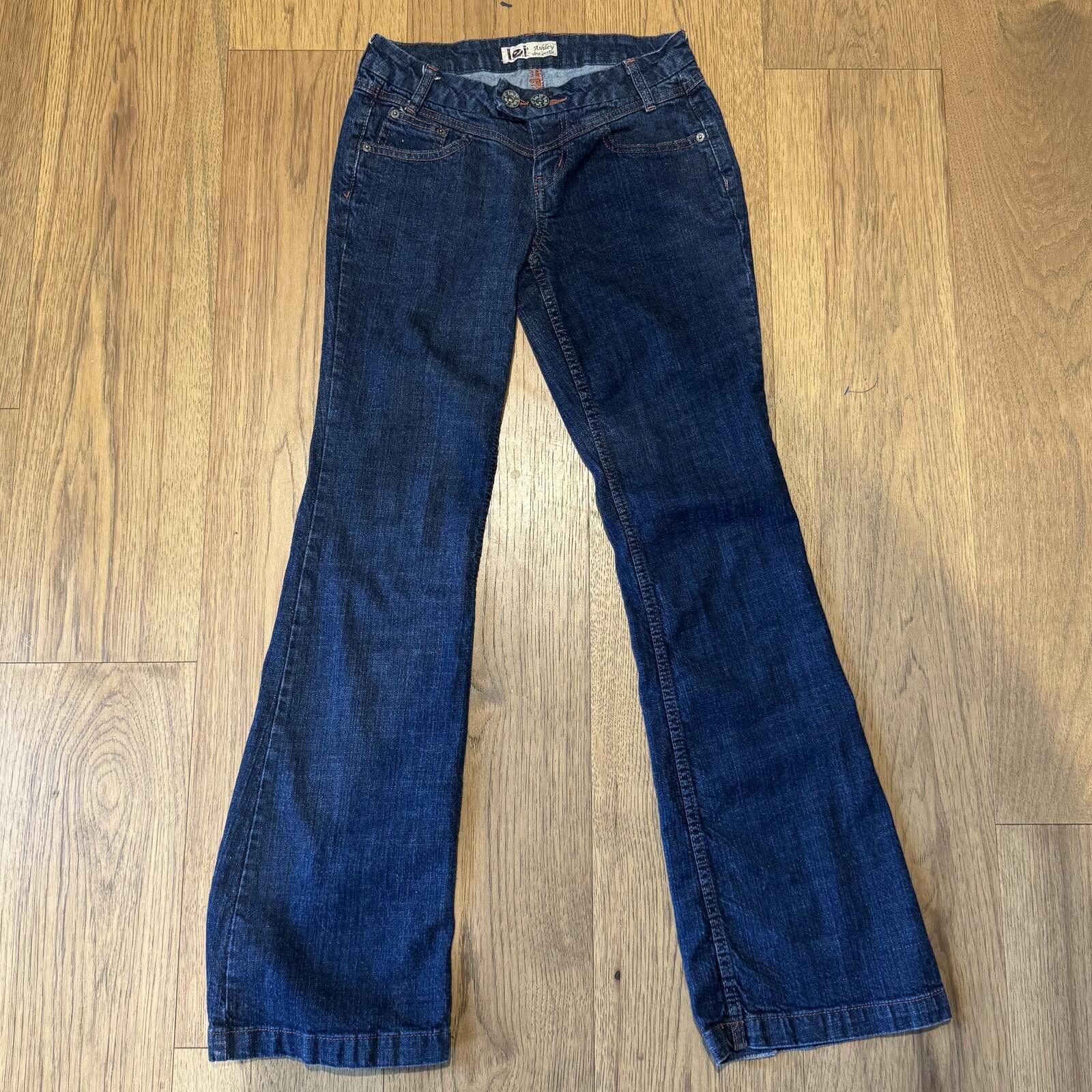 L.E.I. VTG Y2K LEI Low rise Flare Size 5 (27-28) Size 27" / US 4 / IT 40 - 3 Thumbnail