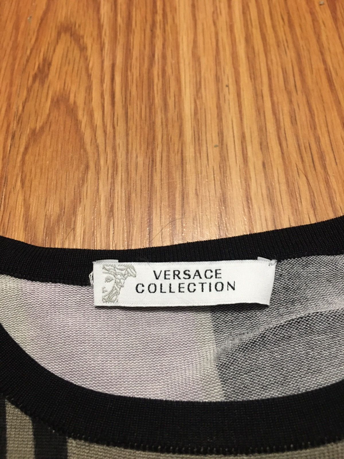 Versace Versace Collection Signature Print Silk Blend T-Shirt EU 42 Size M / US 6-8 / IT 42-44 - 11 Thumbnail