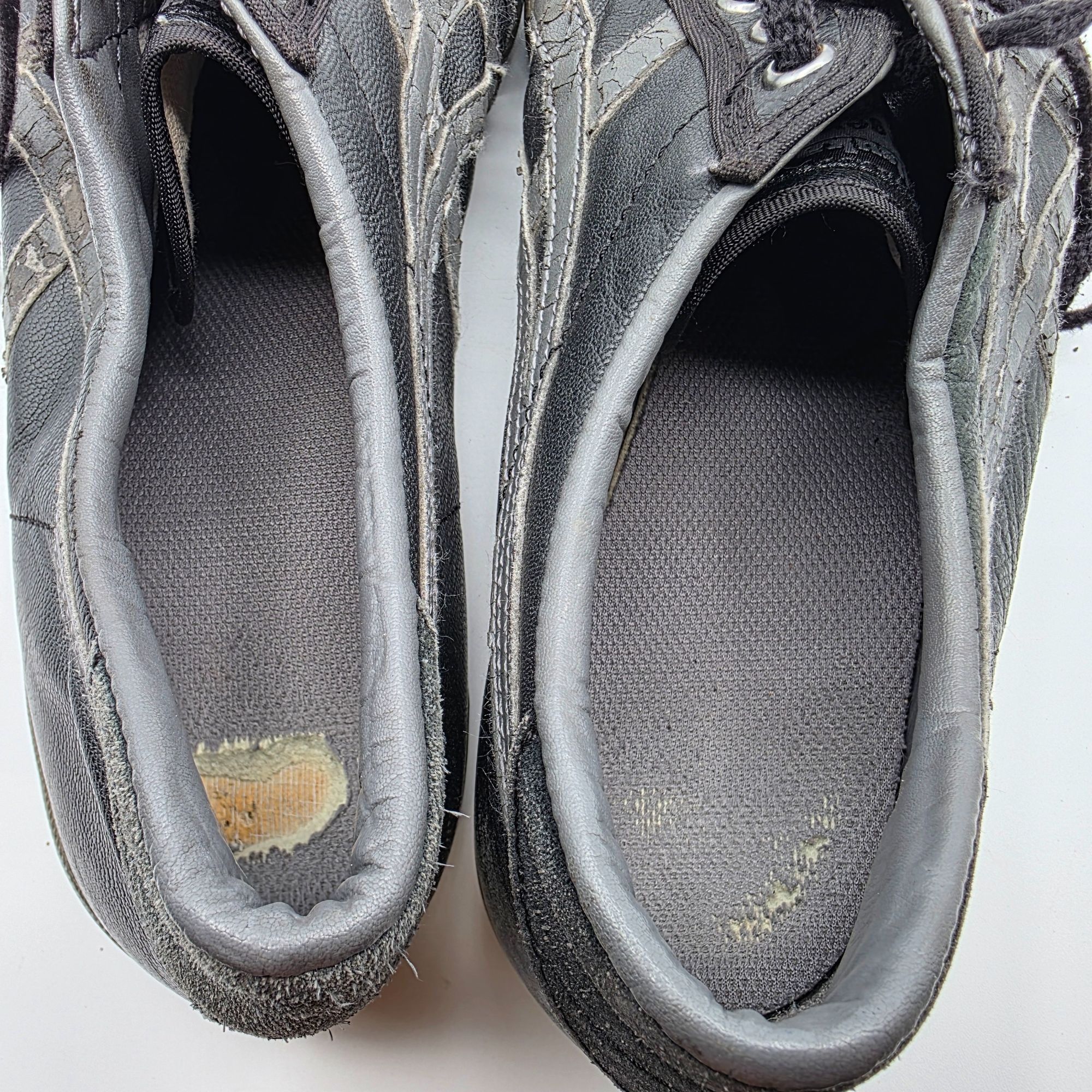Onitsuka Tiger Onitsuka Tiger Rotation 77 Mens Size 10 Black Sneaker Shoes Size US 10 / EU 43 - 10 Thumbnail