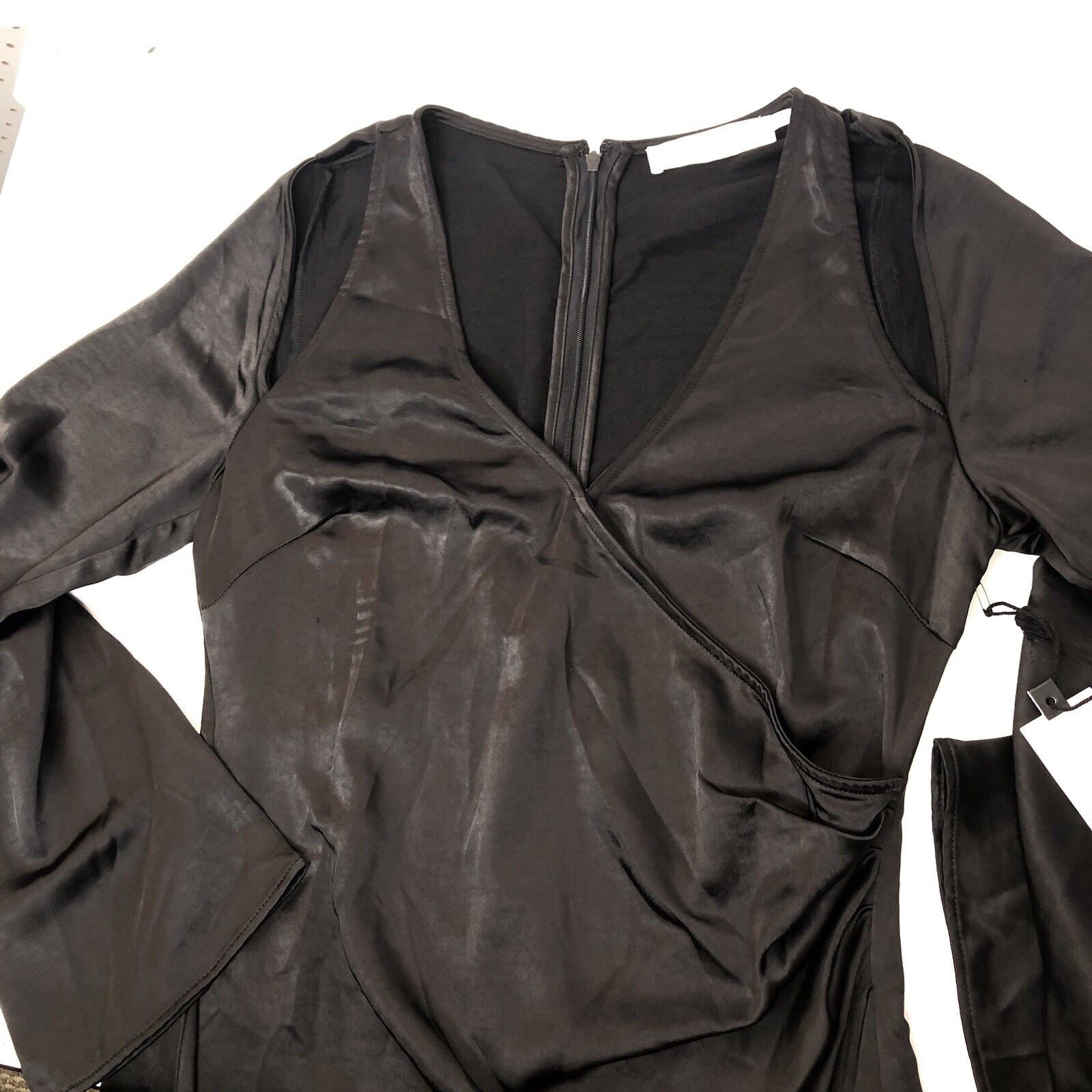 ASTR The Label ASTR Cutout Shoulder Black Satin Mini Dress Side Waist Size M / US 6-8 / IT 42-44 - 12 Thumbnail