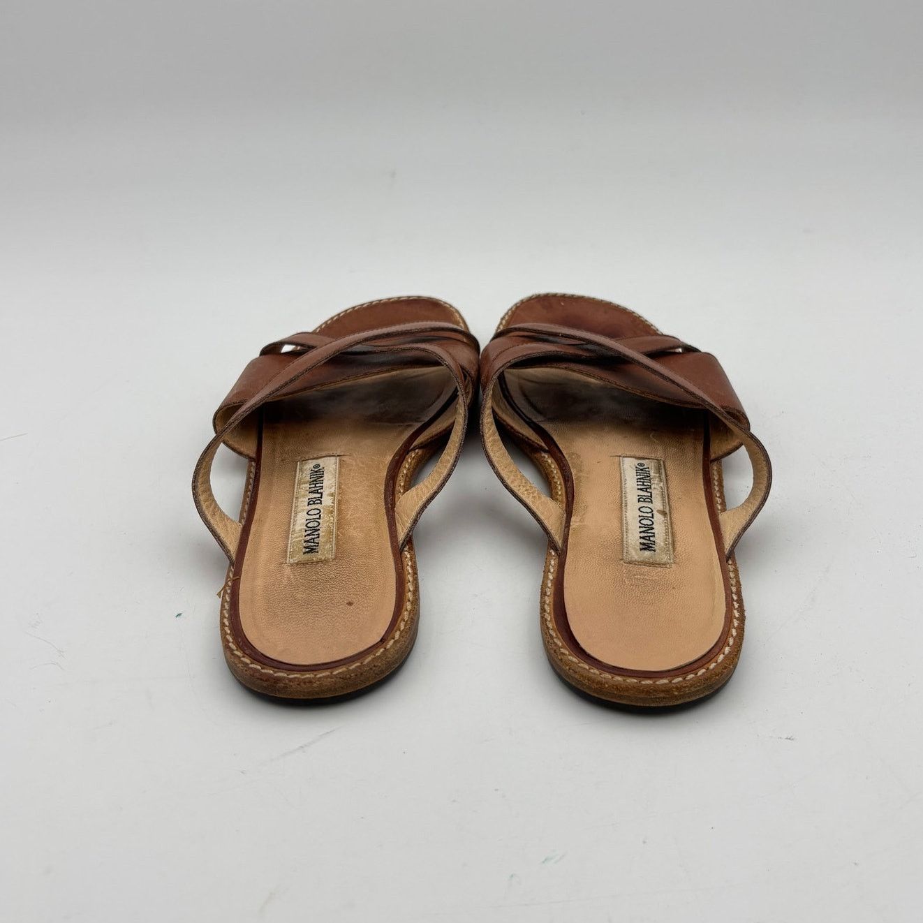 Manolo Blahnik Manolo Blahnik Brown Leather Flat Sandals Slides Size 35.5 Size US 5.5 / IT 35.5 - 5 Thumbnail