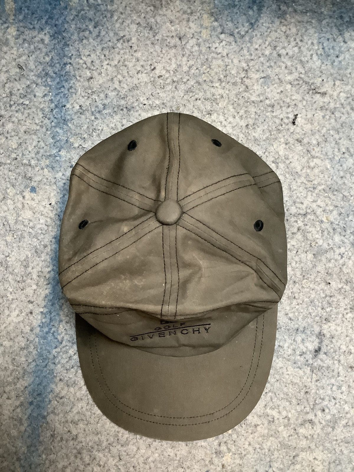 Givenchy Sunfaded Givency Golf Hat Size ONE SIZE - 3 Thumbnail