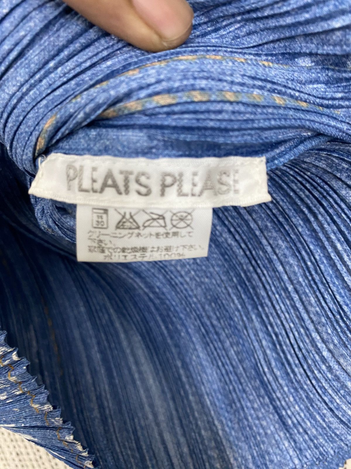 Pleats Please Issey Miyake Pleats please issey miyake shirt button ups nice design Size M / US 6-8 / IT 42-44 - 9 Thumbnail