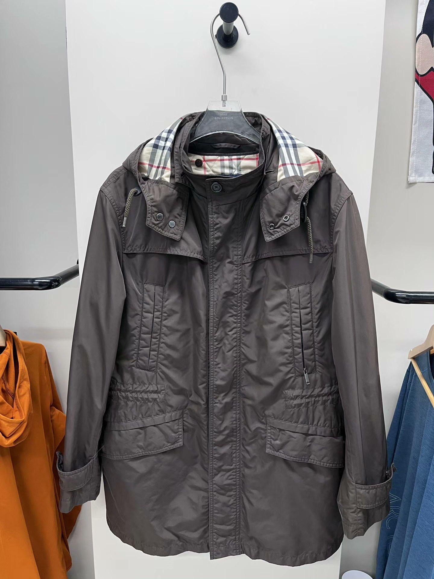Burberry Burberry Plaid Light Jacket L Men Size US L / EU 52-54 / 3 - 1 Thumbnail