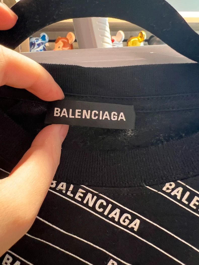 Balenciaga Balenciaga Black Full Print Letter Short Sleeve - A Very C Size US S / EU 44-46 / 1 - 2 Thumbnail