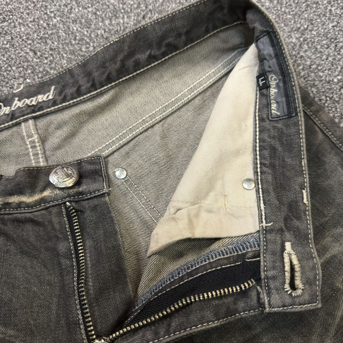 Tornado Mart 🔥🇯🇵 Japanese Vintage On Board Distressed Denim Size US 33 - 13 Thumbnail