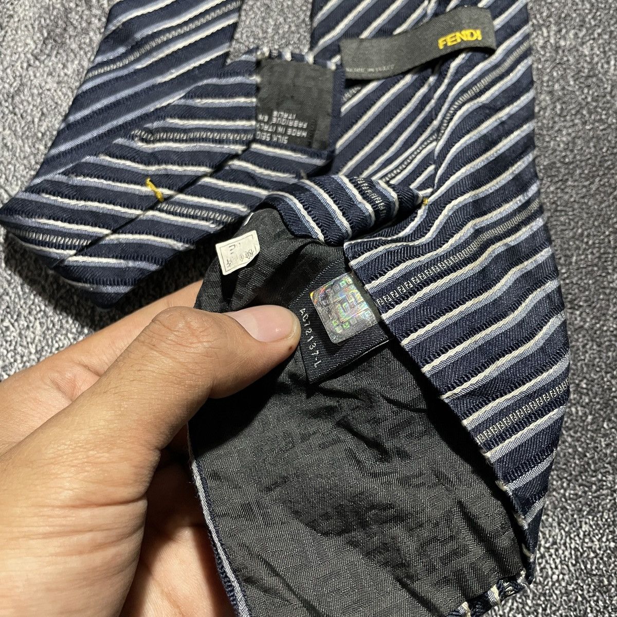 Fendi Fendi Vintage Silk Pattern Size ONE SIZE - 4 Thumbnail