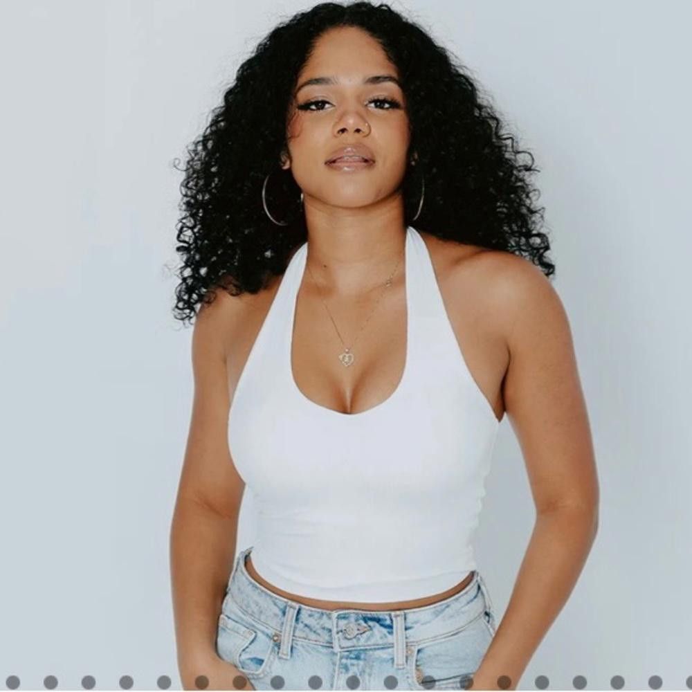 Designer Klassy Network White Halter Padded Crop Top Size XS / US 0-2 / IT 36-38 - 1 Thumbnail