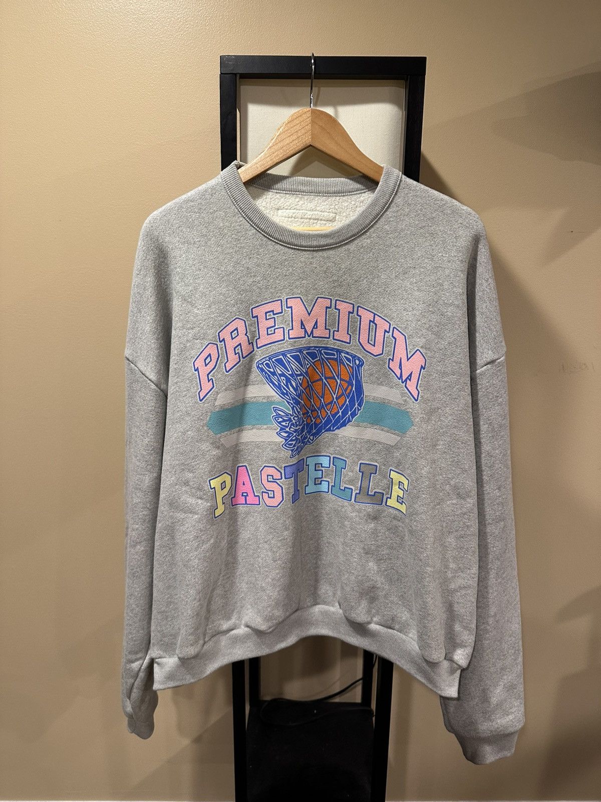 Kanye West Pastelle x Kanye West X Complex Con Exclusive Grey Crewneck Size US XL / EU 56 / 4 - 1 Thumbnail