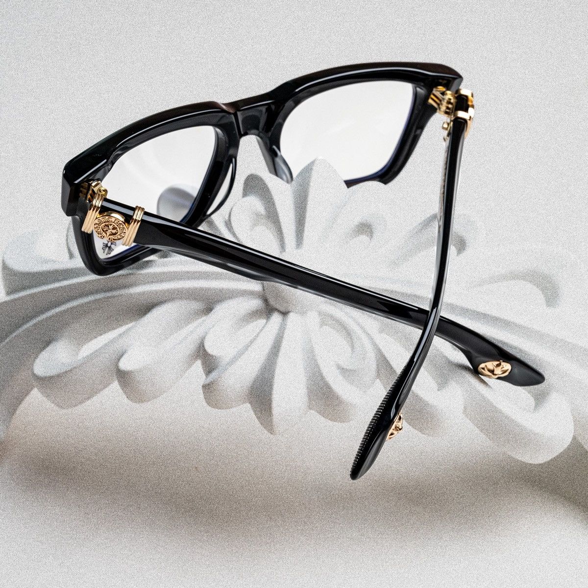 Chrome Hearts CHROME HEARTS HALLLAMANASS BLACK/ 18KGP GLASSES Size ONE SIZE - 7 Thumbnail