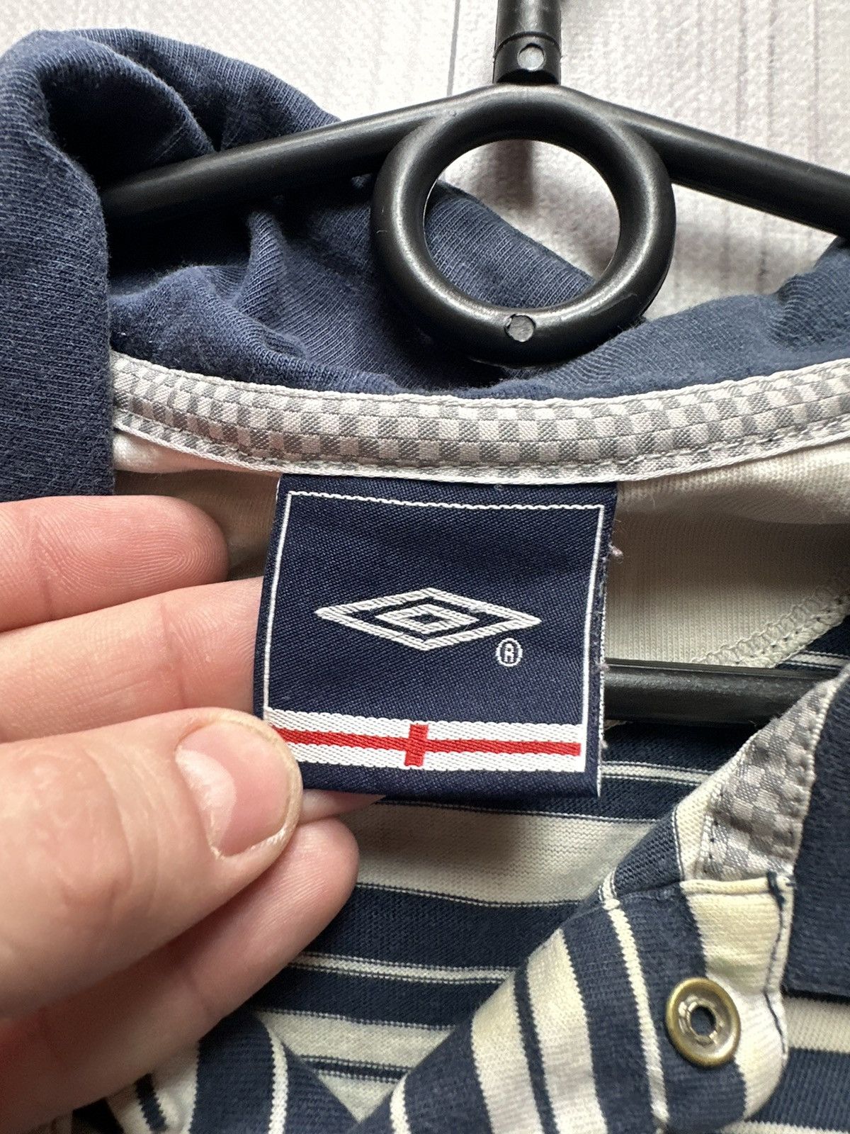 Umbro × Vintage Vintage Umbro England soccer polo striped size XL Size US XL / EU 56 / 4 - 7 Thumbnail