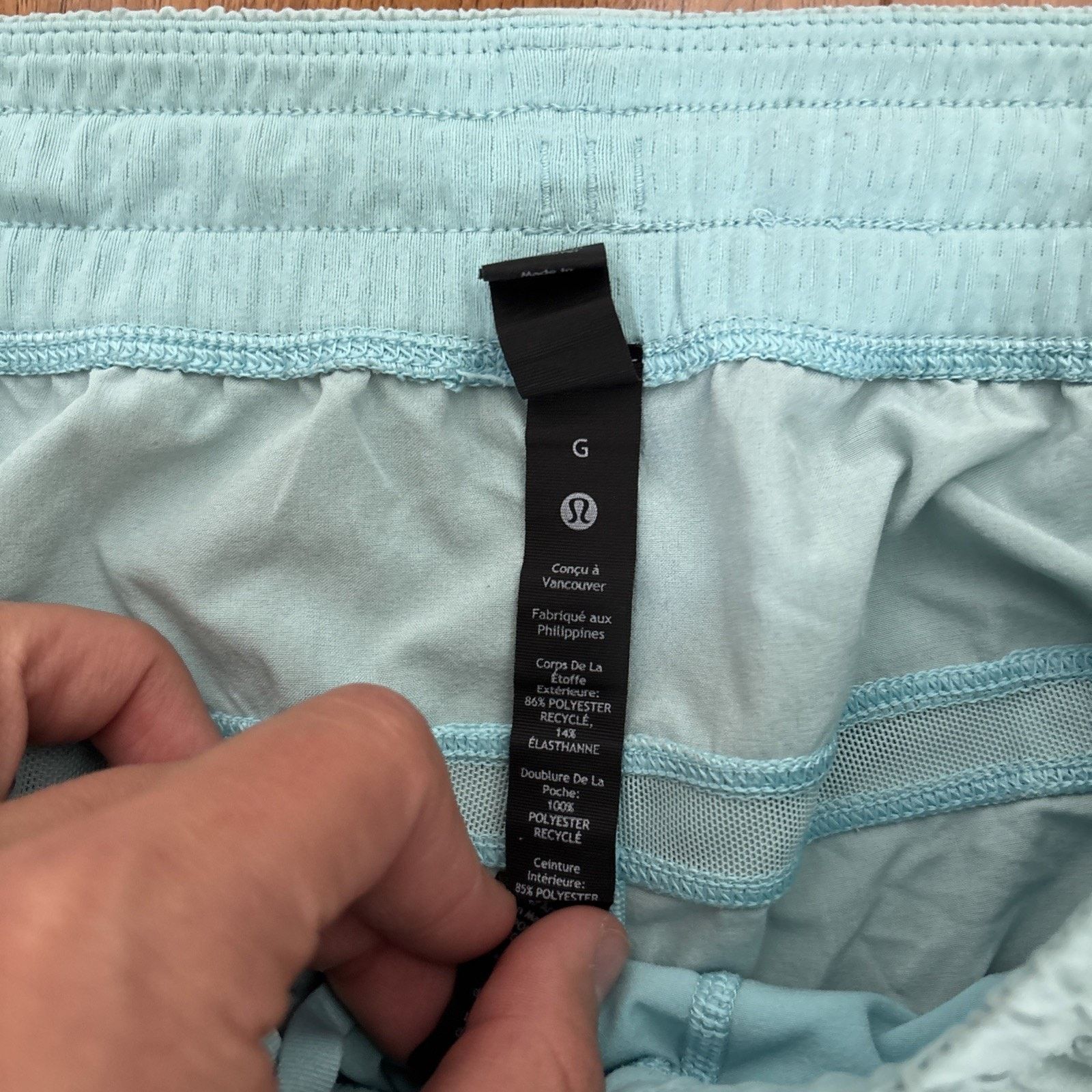 Lululemon Lululemon Shorts Blue Size L Pre Owned Defects Check PHOTOS Size 33" - 3 Thumbnail