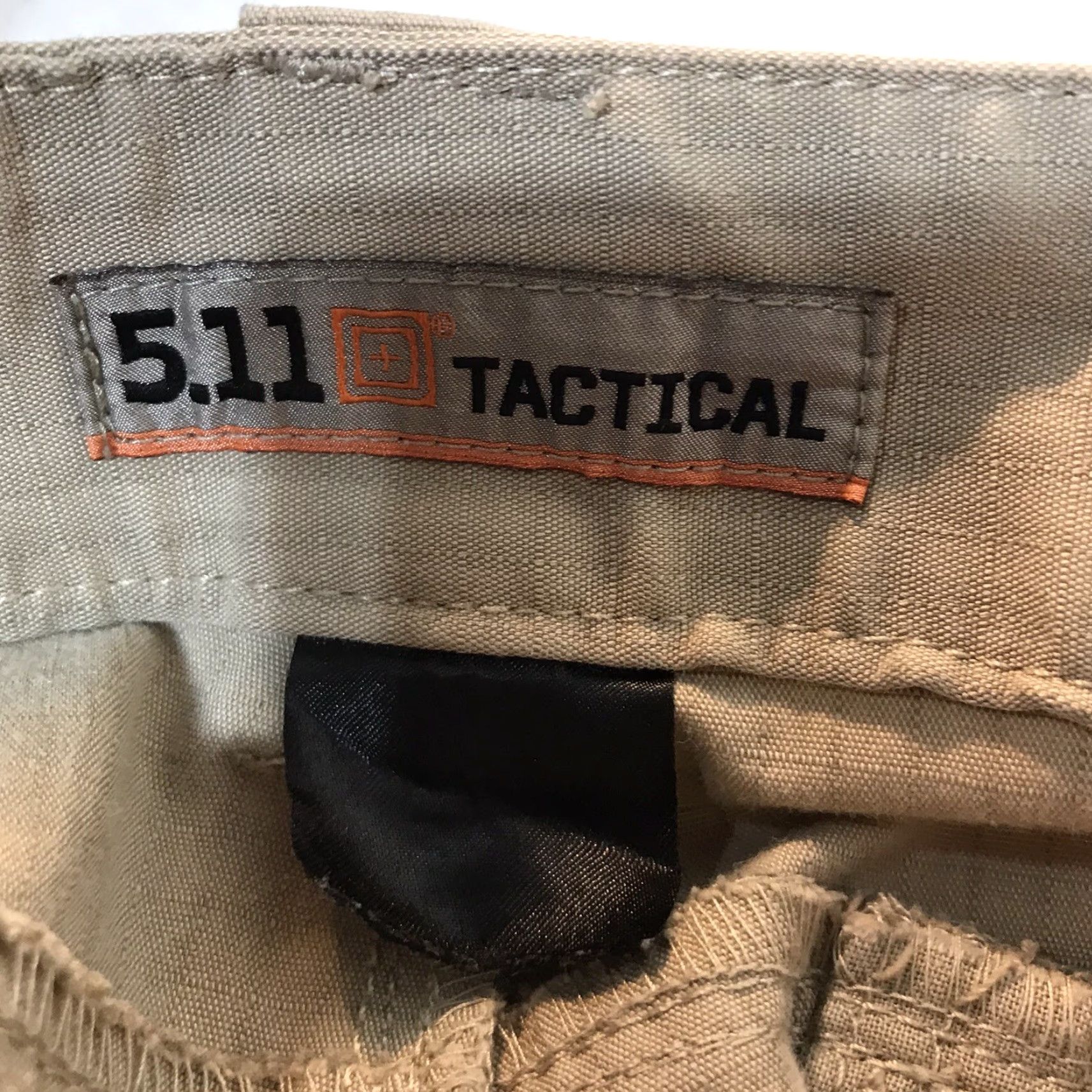 Vintage 5.11 Tactical Cargo Pants Mens 38x31 Beige Cargo Pocket Workwear Outdoor Size US 38 / EU 54 - 4 Thumbnail