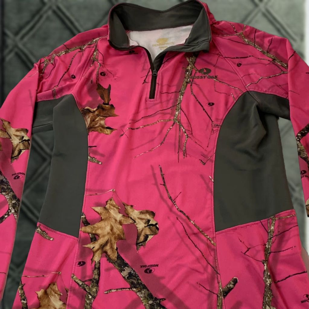 Vintage Mossy Oak Women’s Pink Camo Fleece Quarter Zip Pullover Jacket M Medium Zip Pockets Outdoor Activewear Regular Fit Size M / US 6-8 / IT 42-44 - 1 Thumbnail