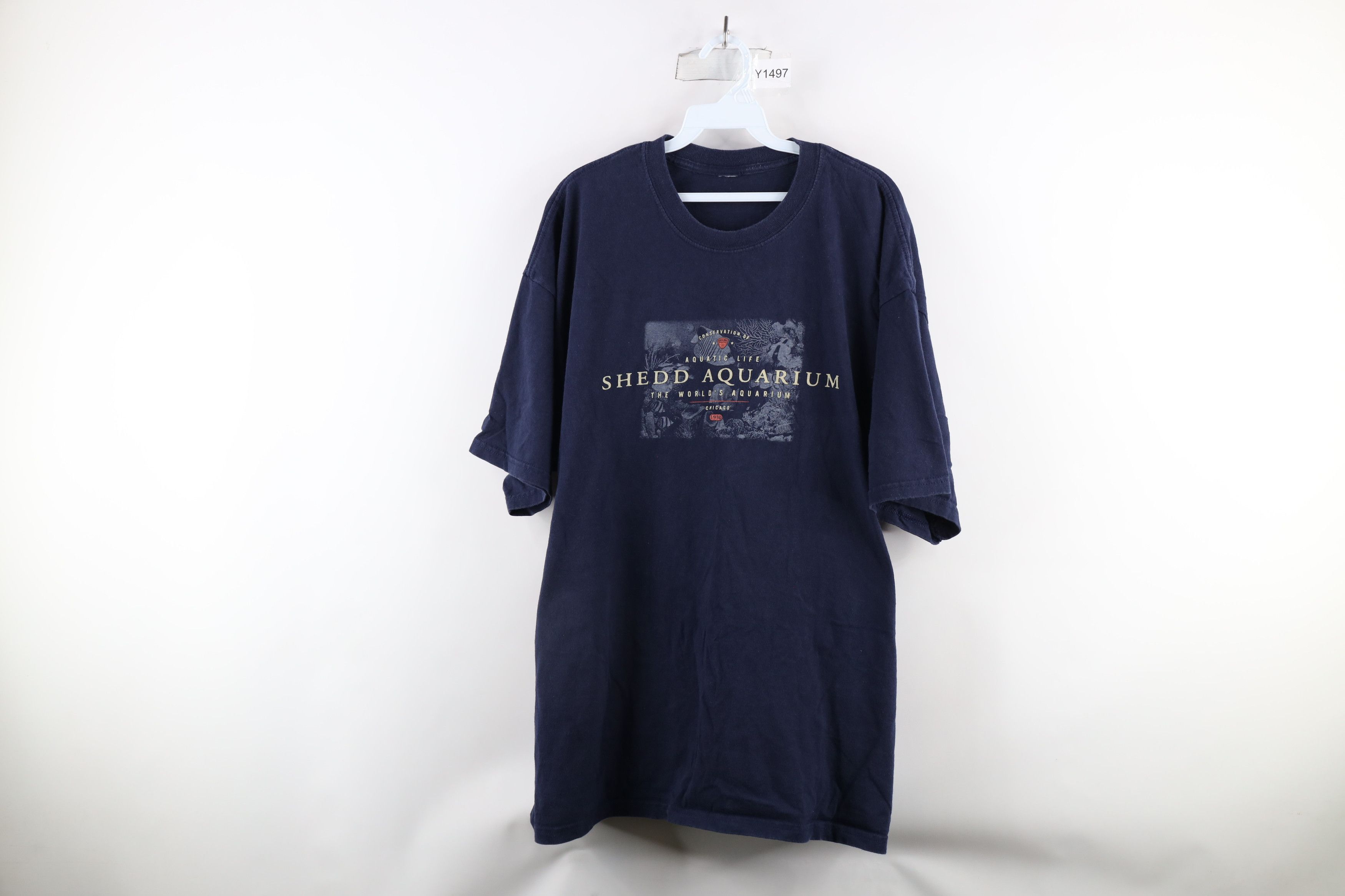 Vintage Vintage 90s Out Shedd Aquarium Chicago Short Sleeve T-Shirt Size US XL / EU 56 / 4 - 1 Thumbnail