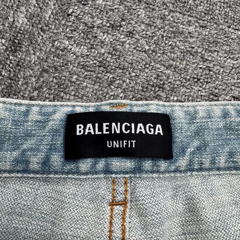 Balenciaga Balenciaga size L Logo Belted Denim Pants Size US 27 - 2 Thumbnail