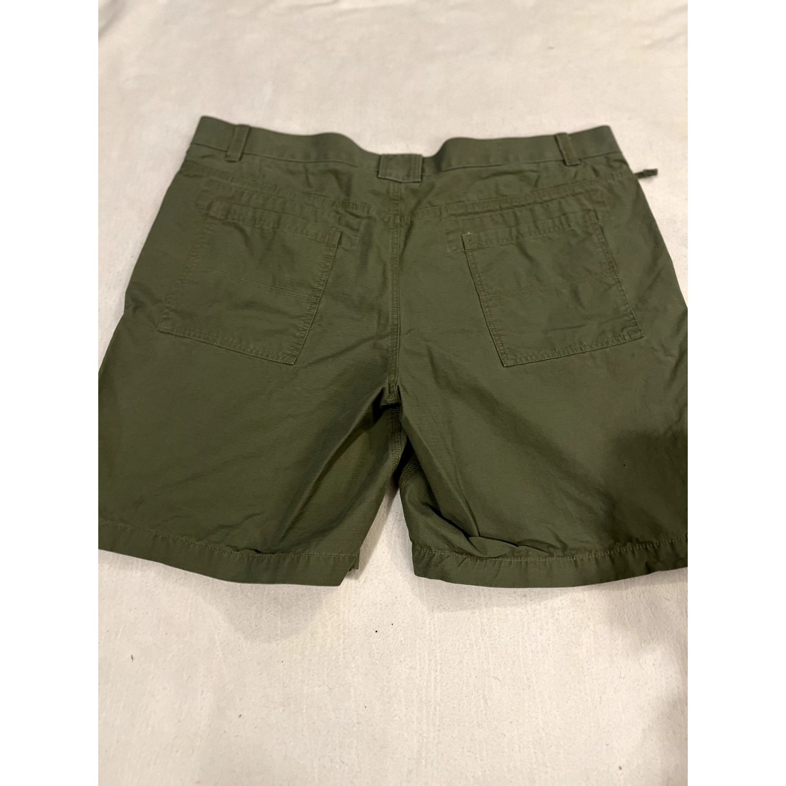 L.L. Bean L.L. Bean Mens Shorts-Sz:42W Standard Fit-Olive Green Cotton Size US 42 / EU 58 - 2 Thumbnail