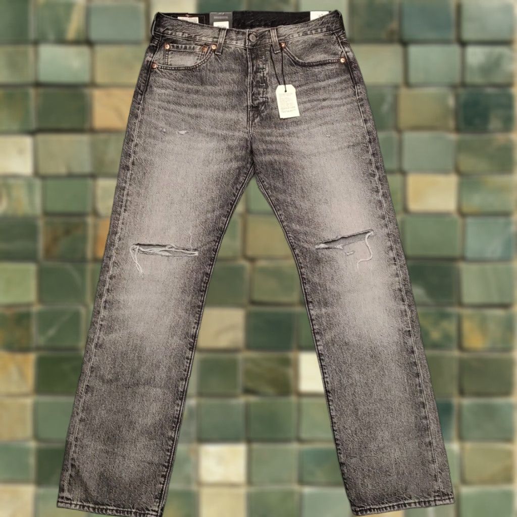 Vintage VINTAGE Levis Premium Jeans Mens 31x30 Black 501 Big E Straight Leg Button Fly Pants Size US 31 - 1 Thumbnail