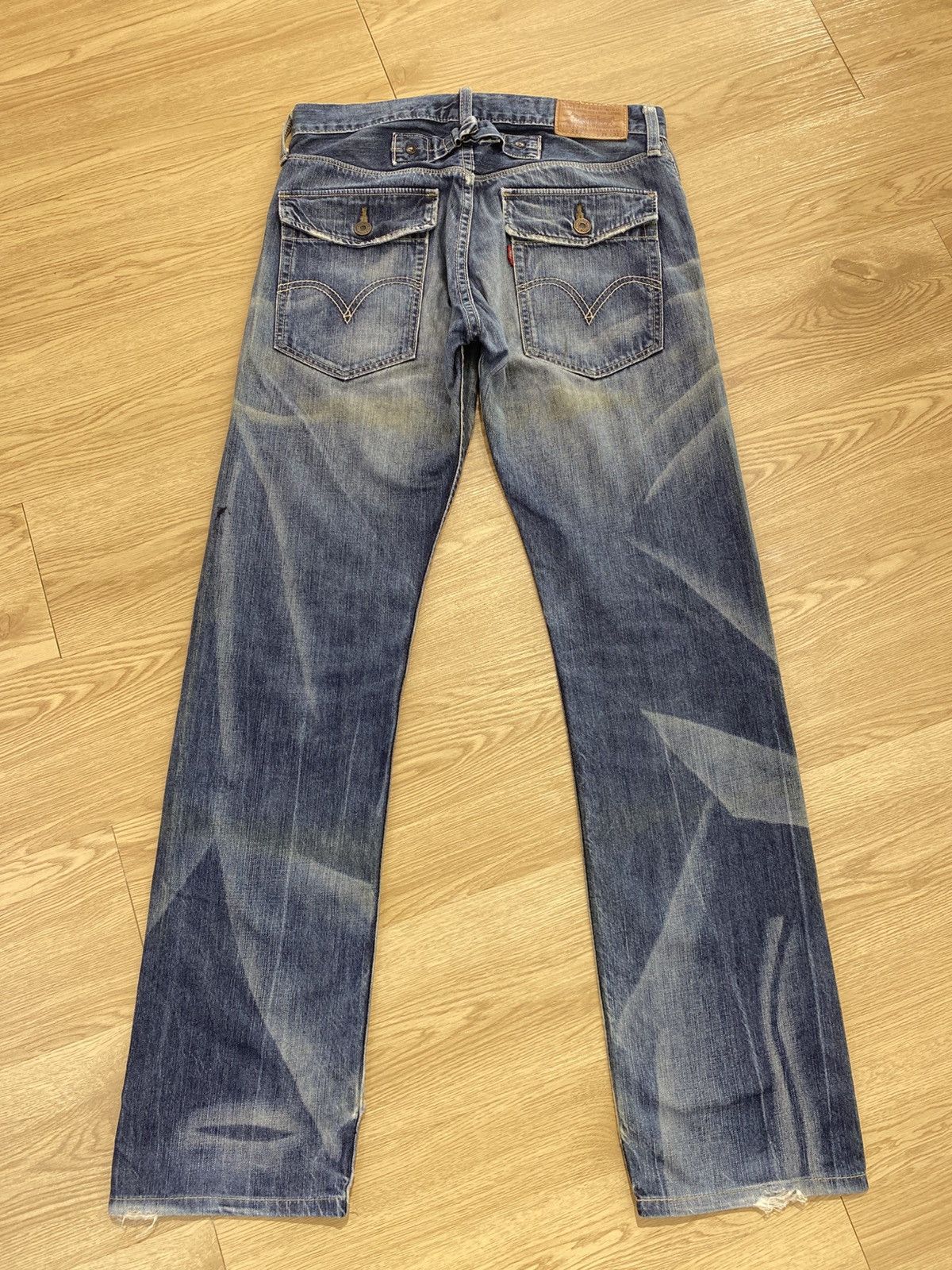 Levi's Levi’s Whiskers Blue Wash Style Buckle Back Distressed Jeans Size US 30 / EU 46 - 3 Thumbnail