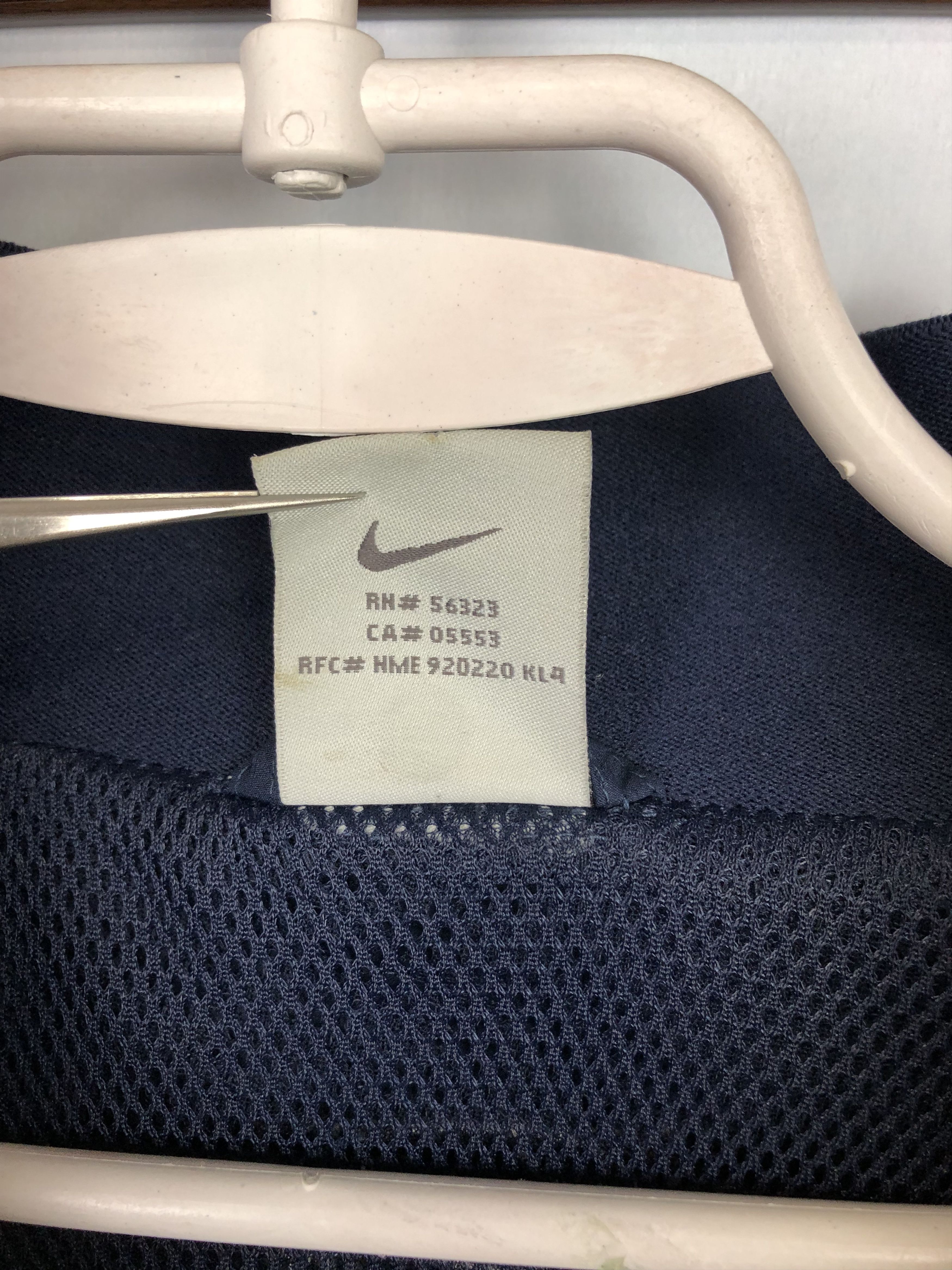 Nike Vintage Nike Arsenal Football Jacket Soccer Track Top Mens Size US L / EU 52-54 / 3 - 10 Thumbnail