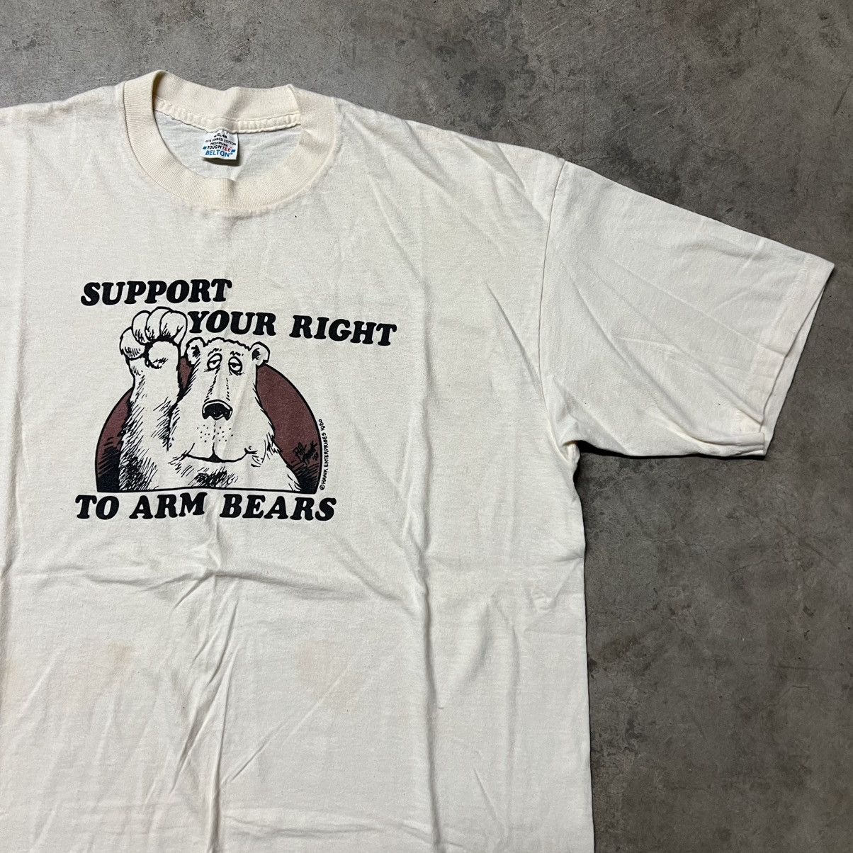 Vintage Vintage 1980 Support Your Right To Arm Bears Parody T-Shirt Size US XL / EU 56 / 4 - 1 Thumbnail
