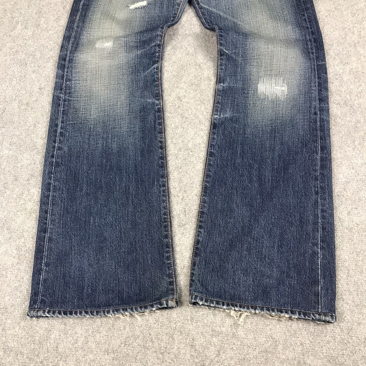 AG Adriano Goldschmied AG ADRIANO GOLDSCHMIED DISTRESSED JEANS BOOTCUT PANTS Size US 30 / EU 46 - 4 Thumbnail