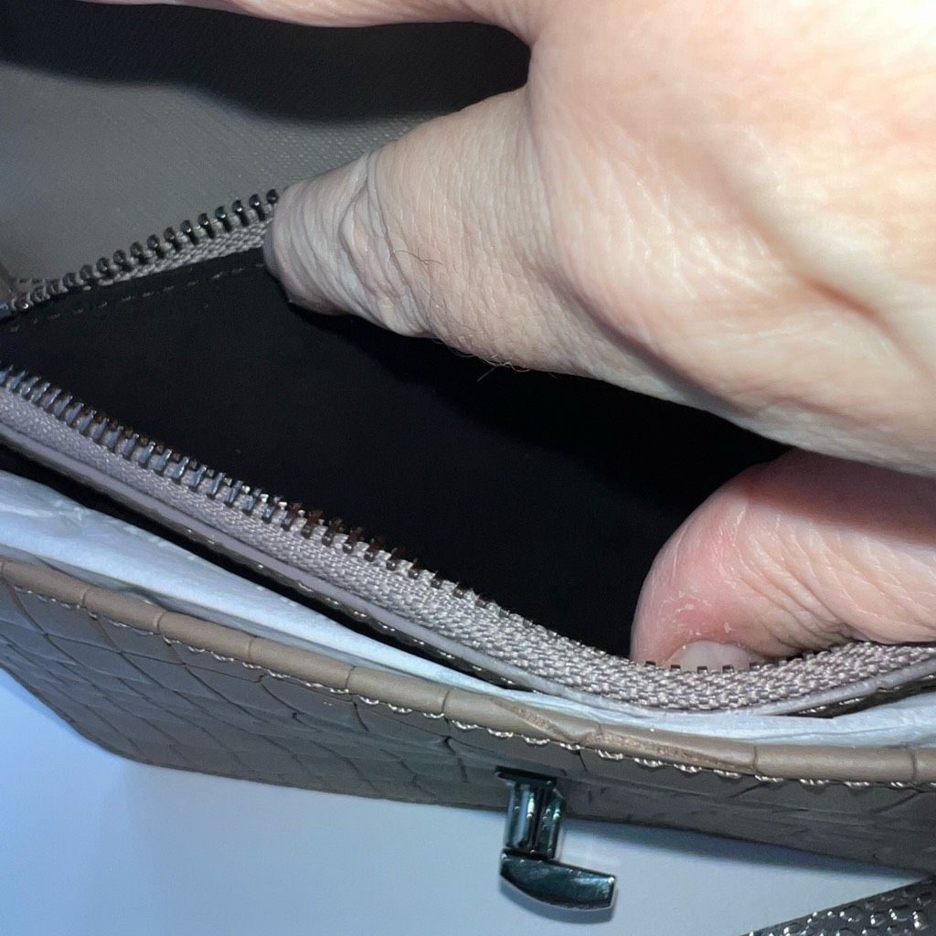 Other BOTKIER NEW YORK Small Lennox Croc-Embossed Leather Crossbod Size ONE SIZE - 11 Thumbnail
