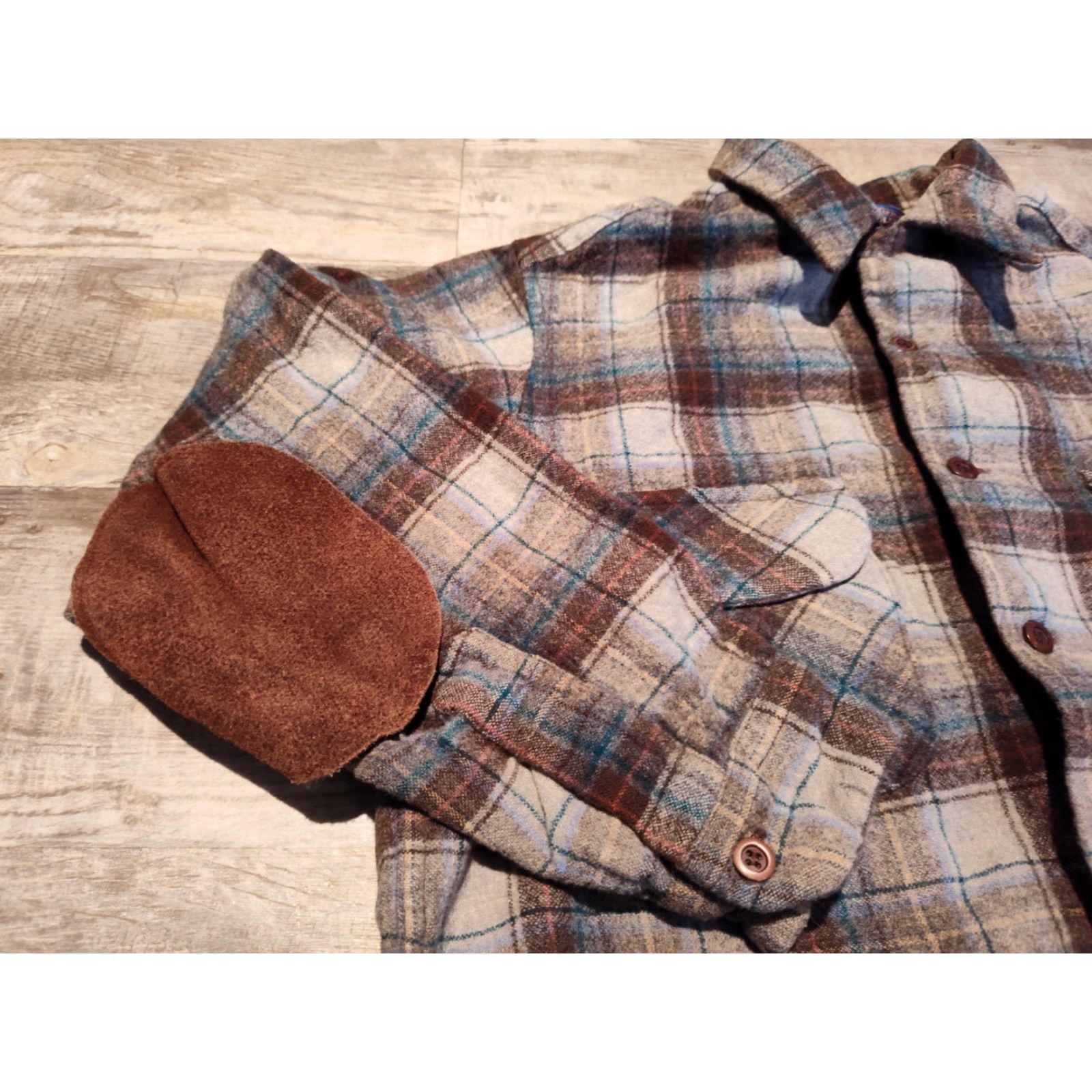 Pendleton VINTAGE Pendleton Board Shirt Button-Up Wool Leather Elbow Patches 60s USA Made Blue Plaid Small Unisex Adults Mens Womens Size US S / EU 44-46 / 1 - 3 Thumbnail