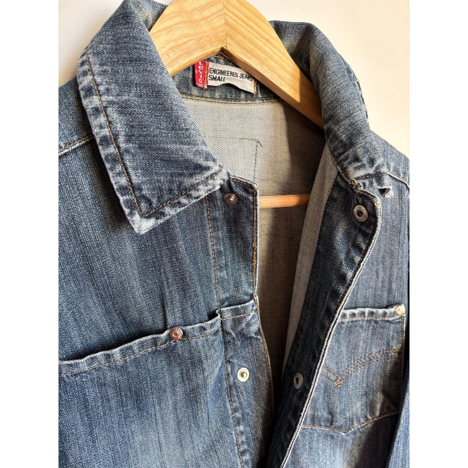 Japanese Brand × Levi's × Levi's Vintage Clothing Vintage Levi's Engineered Small Twisted Denim Jacket Y2K Size US S / EU 44-46 / 1 - 6 Thumbnail