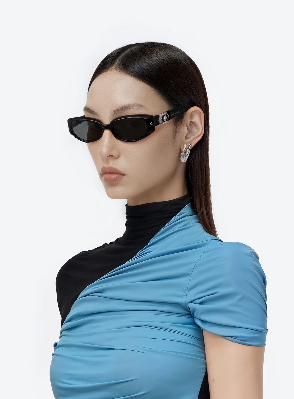Gentle Monster GENTLE MONSTER X JENNIE (CHEVEUX DE NINI 01
