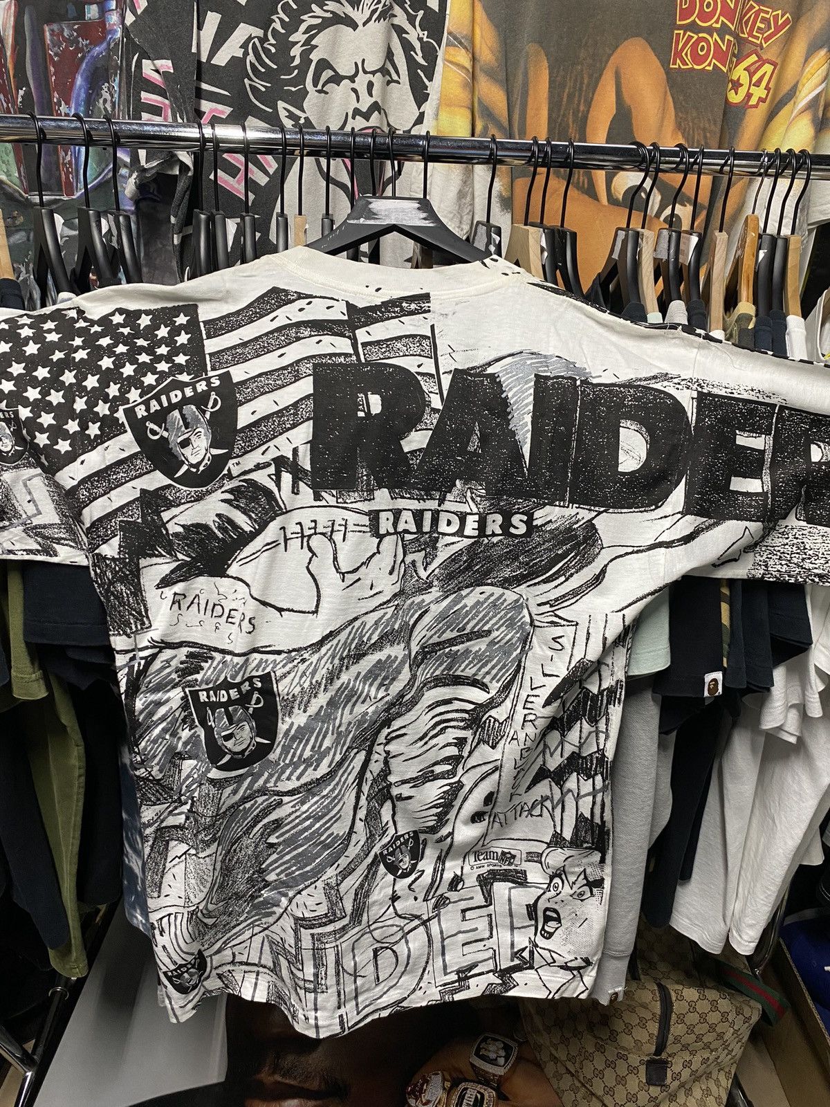 NBA Vintage 90’s Raiders AOP Rare Tee Shirt XLarge Size US XL / EU 56 / 4 - 9 Thumbnail