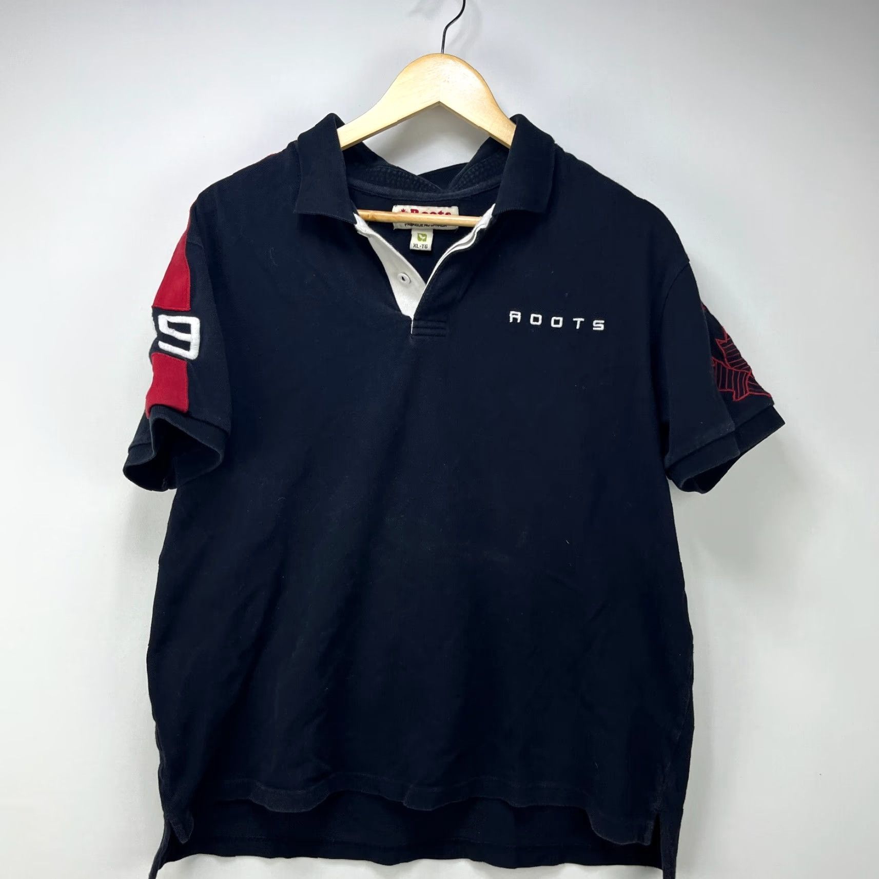 Roots VINTAGE Roots Polo Shirt XL Black 90s Men Size US XL / EU 56 / 4 - 2 Thumbnail