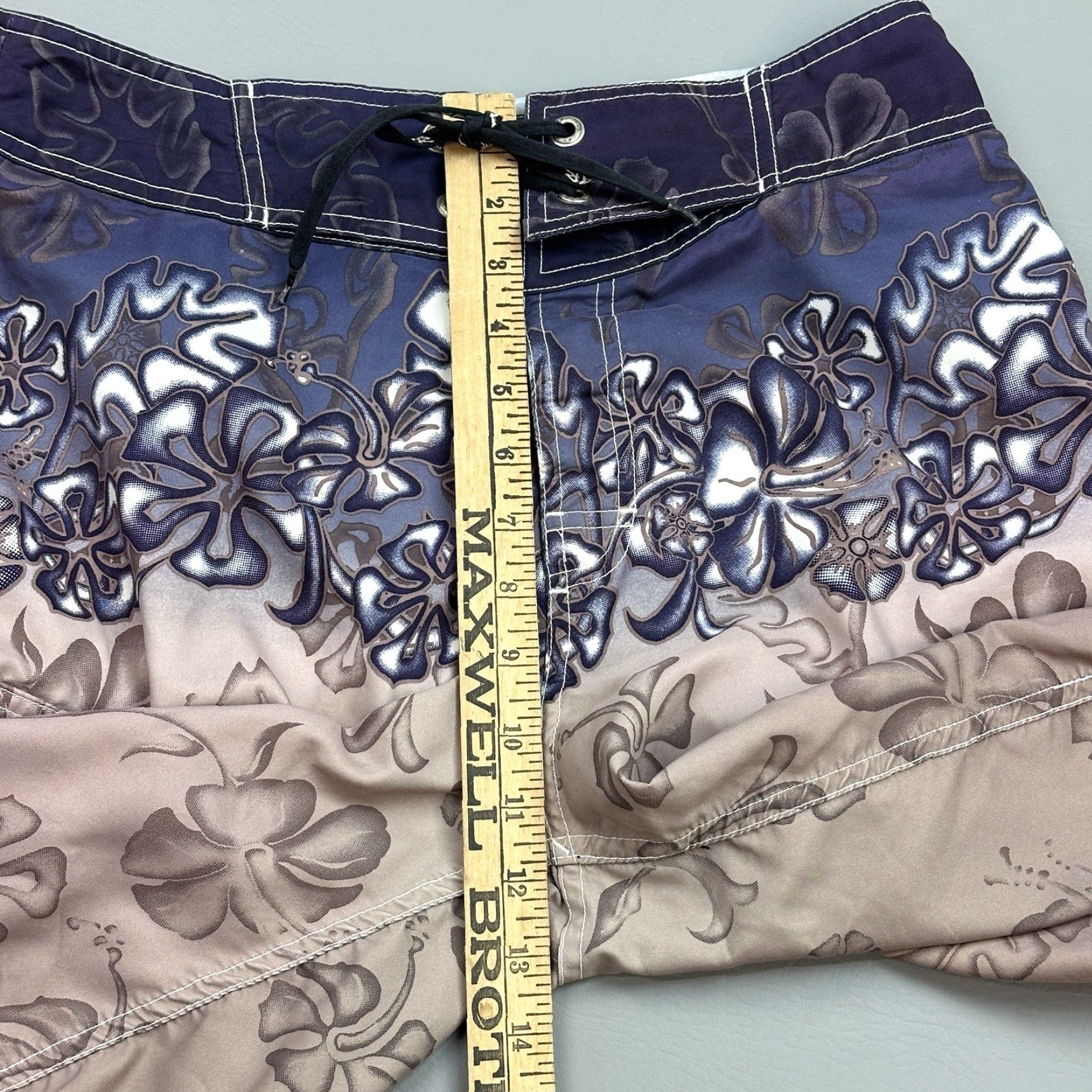 No Fear VINTAGE No Fear Board Shorts Mens 30 Purple Ombre Hawaiian Floral Cargo Y2K Size US 33 - 4 Thumbnail