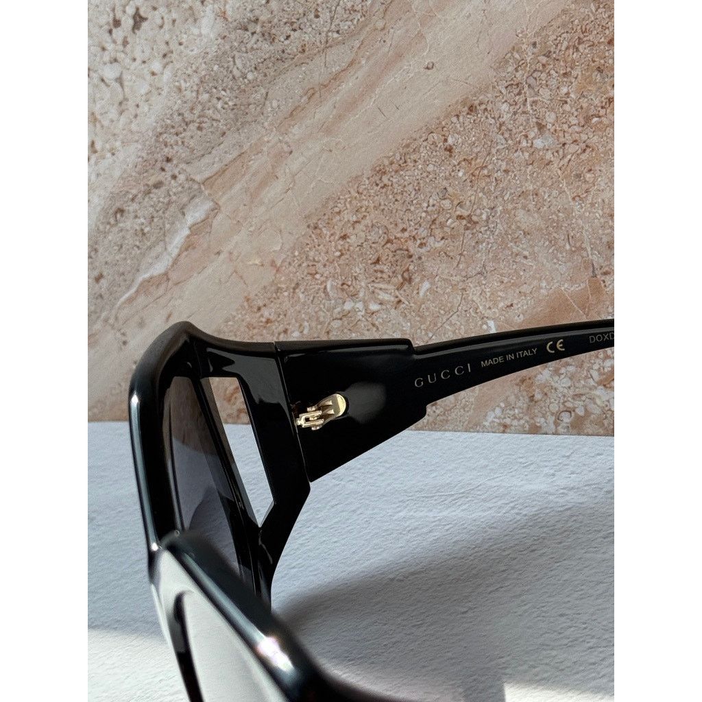 Gucci NEW Gucci GG0875S Black Oversized Sunglasses Size ONE SIZE - 10 Thumbnail