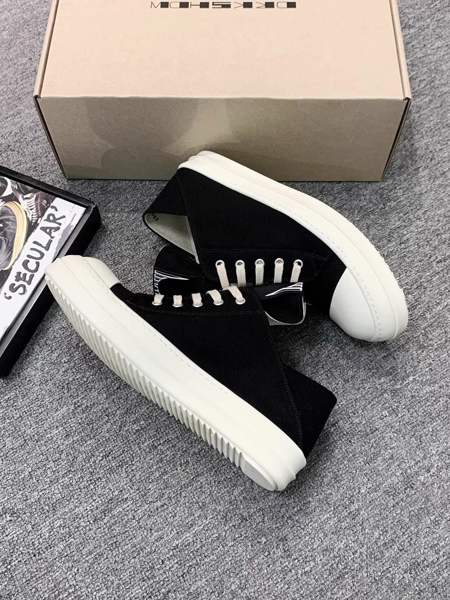 Rick Owens Rick Owens 25SS Heel Fold-Down Big Converse K34 Size US 6 / IT 36 - 6 Thumbnail