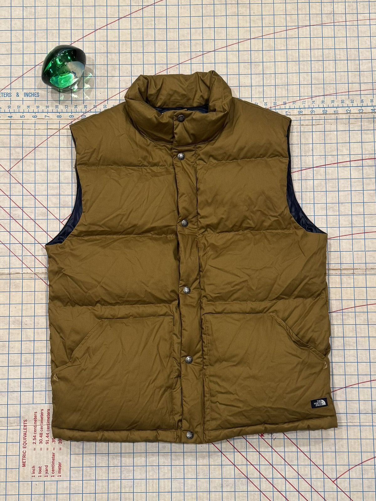 The North Face The North Face Goldish Brown Puffer Vest Mens Size Medium Size US M / EU 48-50 / 2 - 5 Thumbnail
