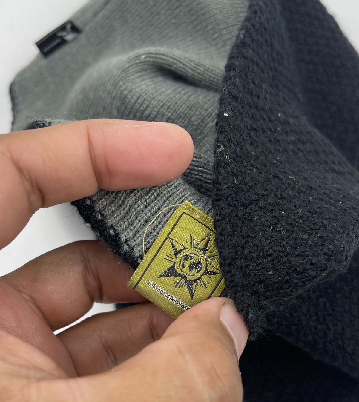 oakley beanie hat snow cap tc21