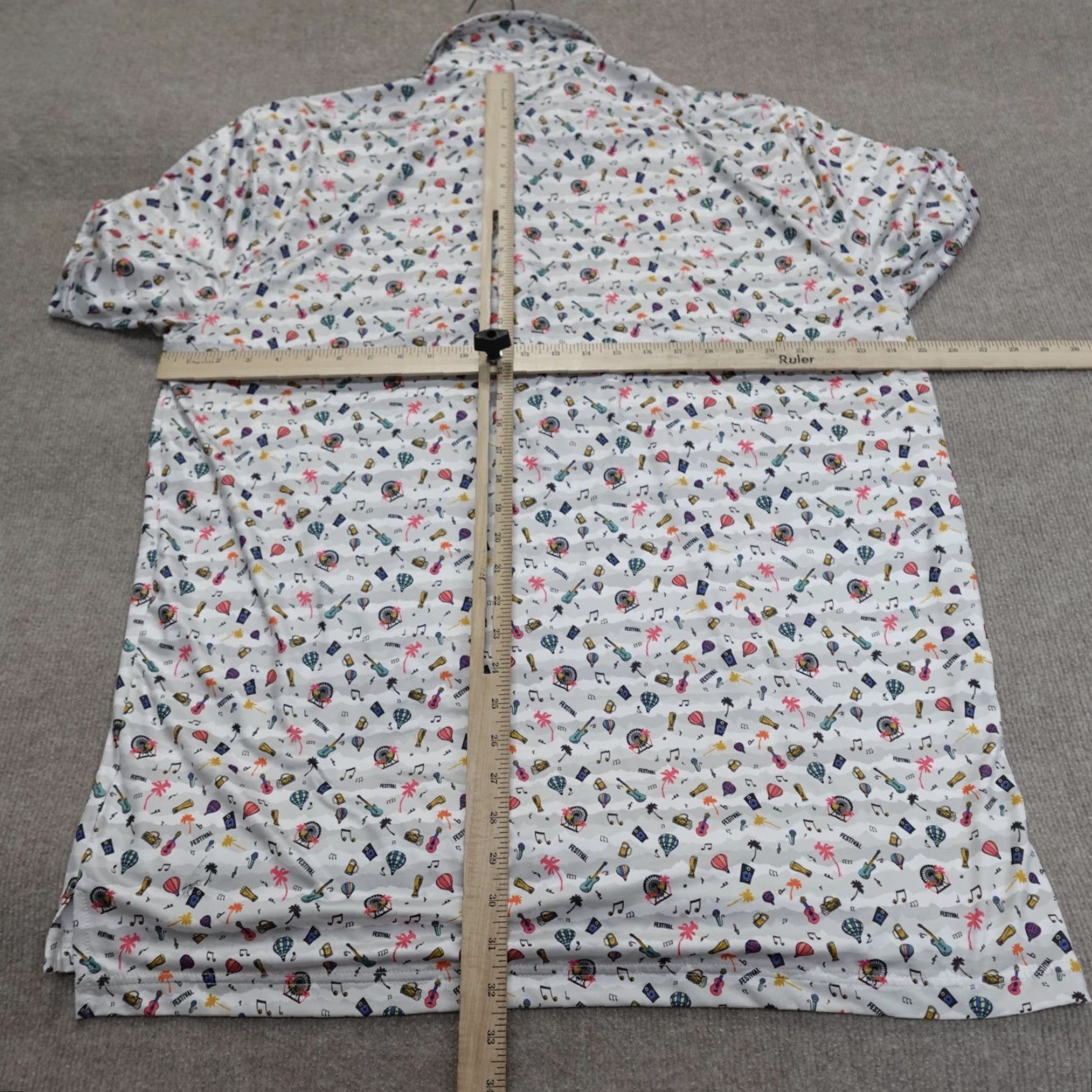 Vintage 1764 Golf Polo XL White All Over Print Festival Guitar Performance Polo Men Short Sleeve Collared Button Size US XL / EU 56 / 4 - 5 Thumbnail