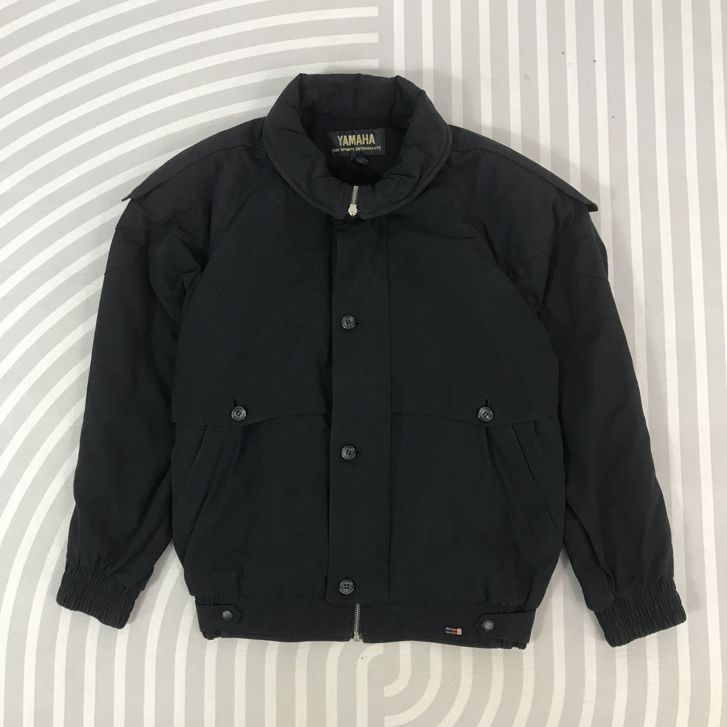 Yamaha Vintage Yamaha Black Bomber ski design style Jacket Size US L / EU 52-54 / 3 - 1 Thumbnail