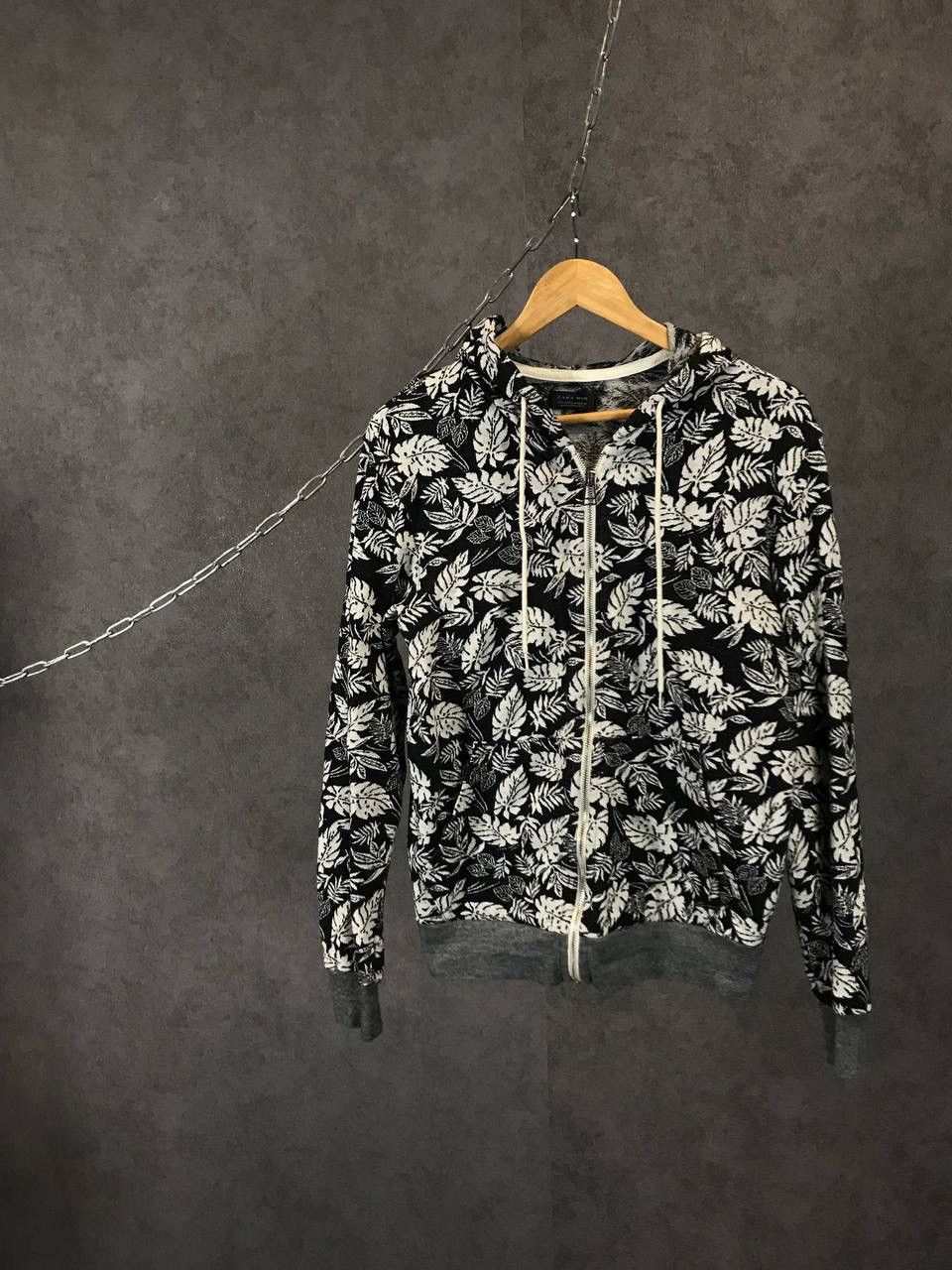 Zara Man art zip hoodie