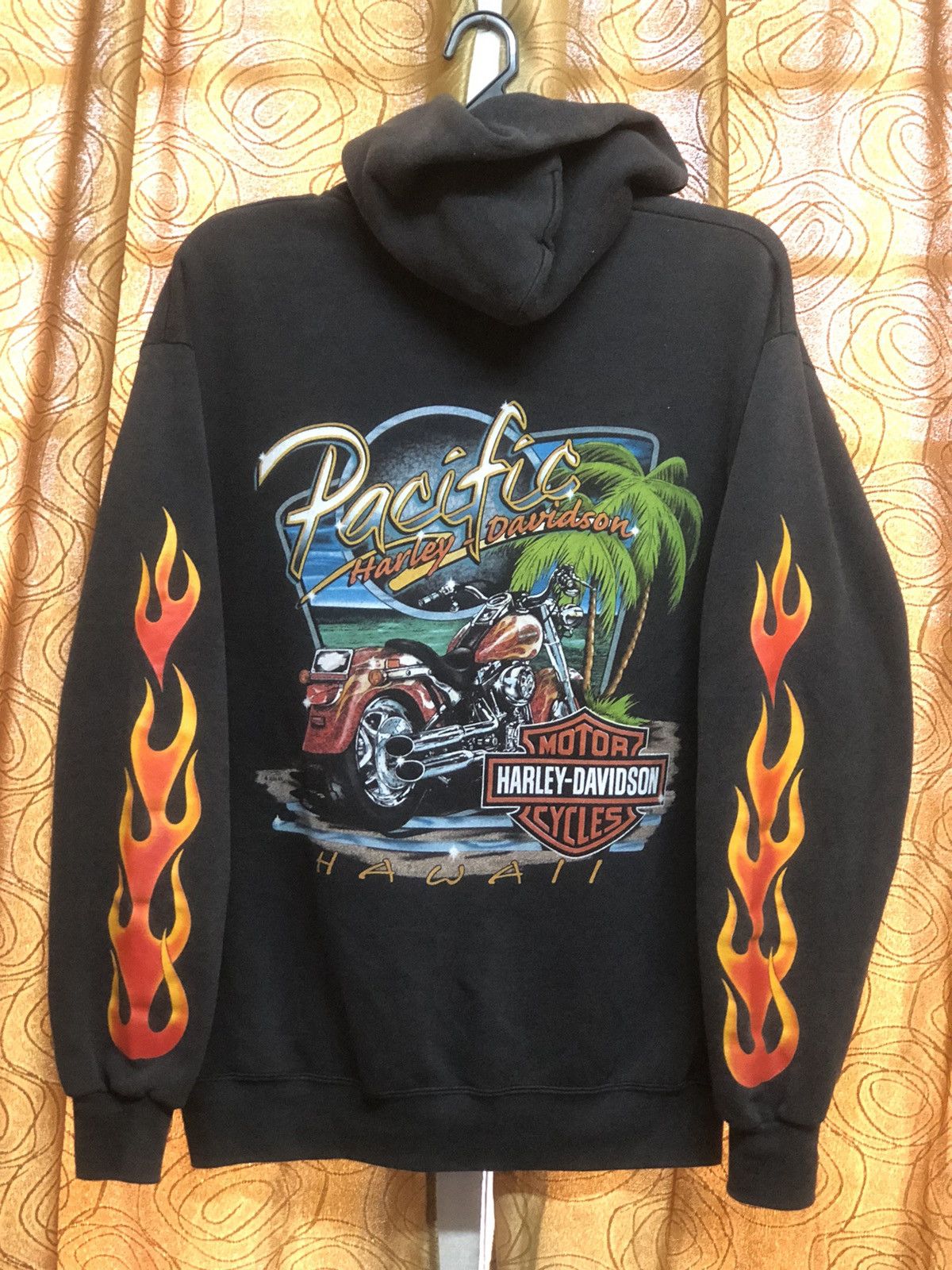 ハーレーダビッドソン フレイム Chrome Font Hoodie Flame