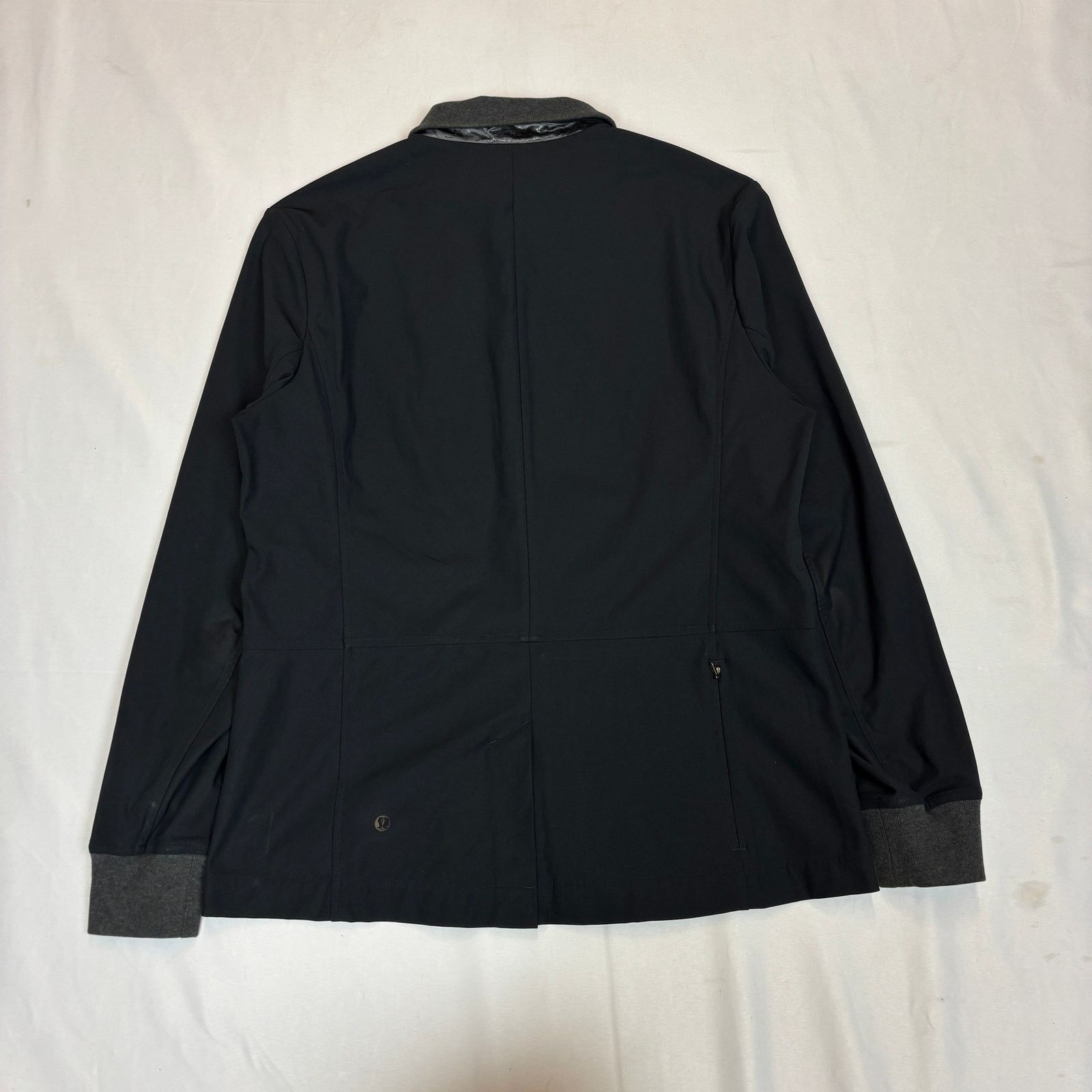 Lululemon Lululemon Button Softshell Blazer Men's Medium Commuter Size US M / EU 48-50 / 2 - 3 Thumbnail