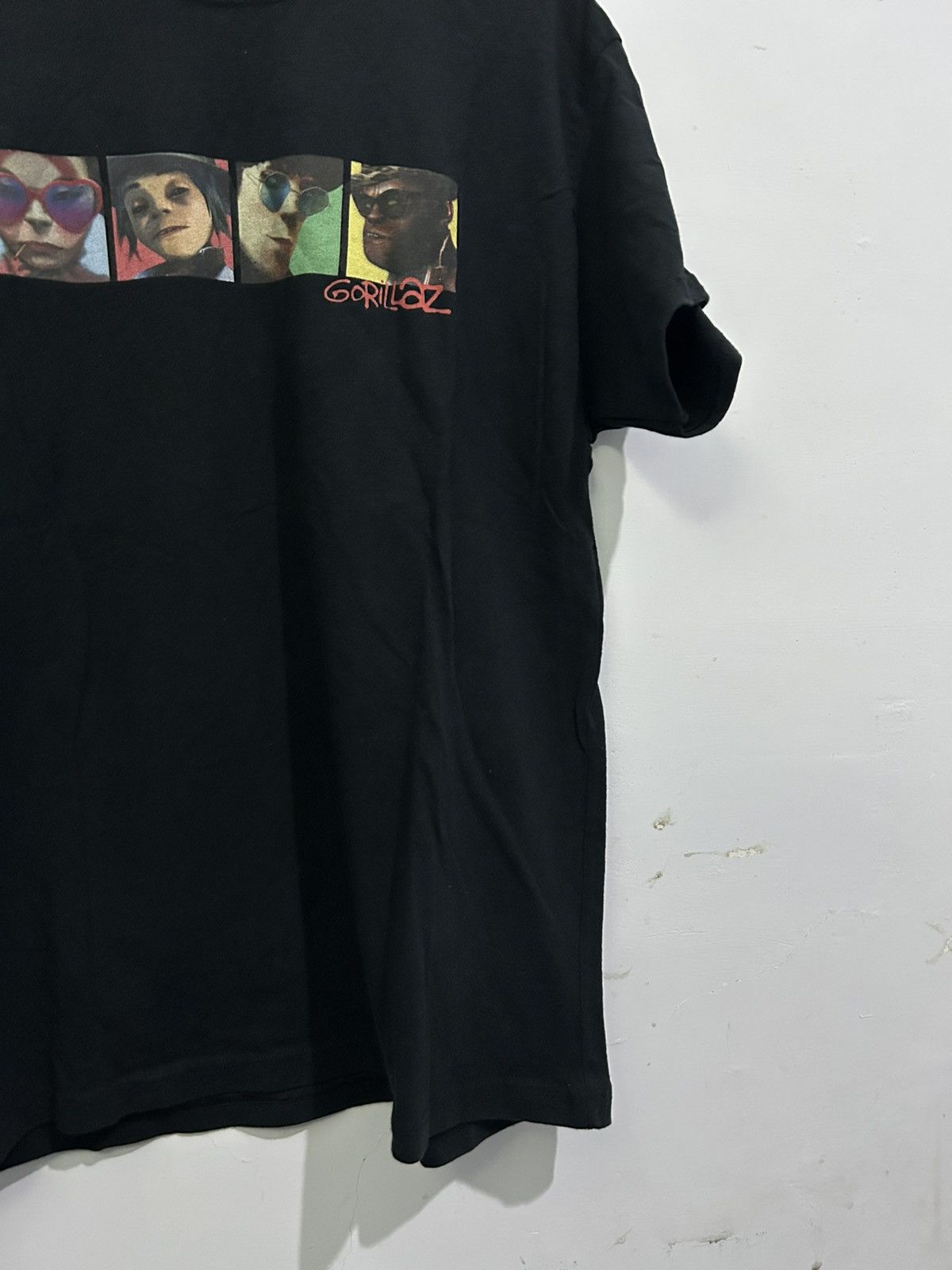 Band Tees 2017's Gorillaz - Humanz Fifth Studio Album Funkie T-Shirt Size US L / EU 52-54 / 3 - 3 Thumbnail