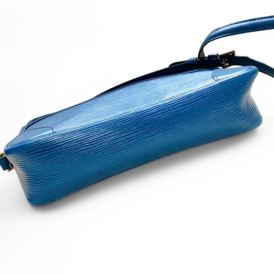 Louis Vuitton Louis Vuitton - Epi Trocadero Shoulder Bag Blue Size ONE SIZE - 6 Thumbnail