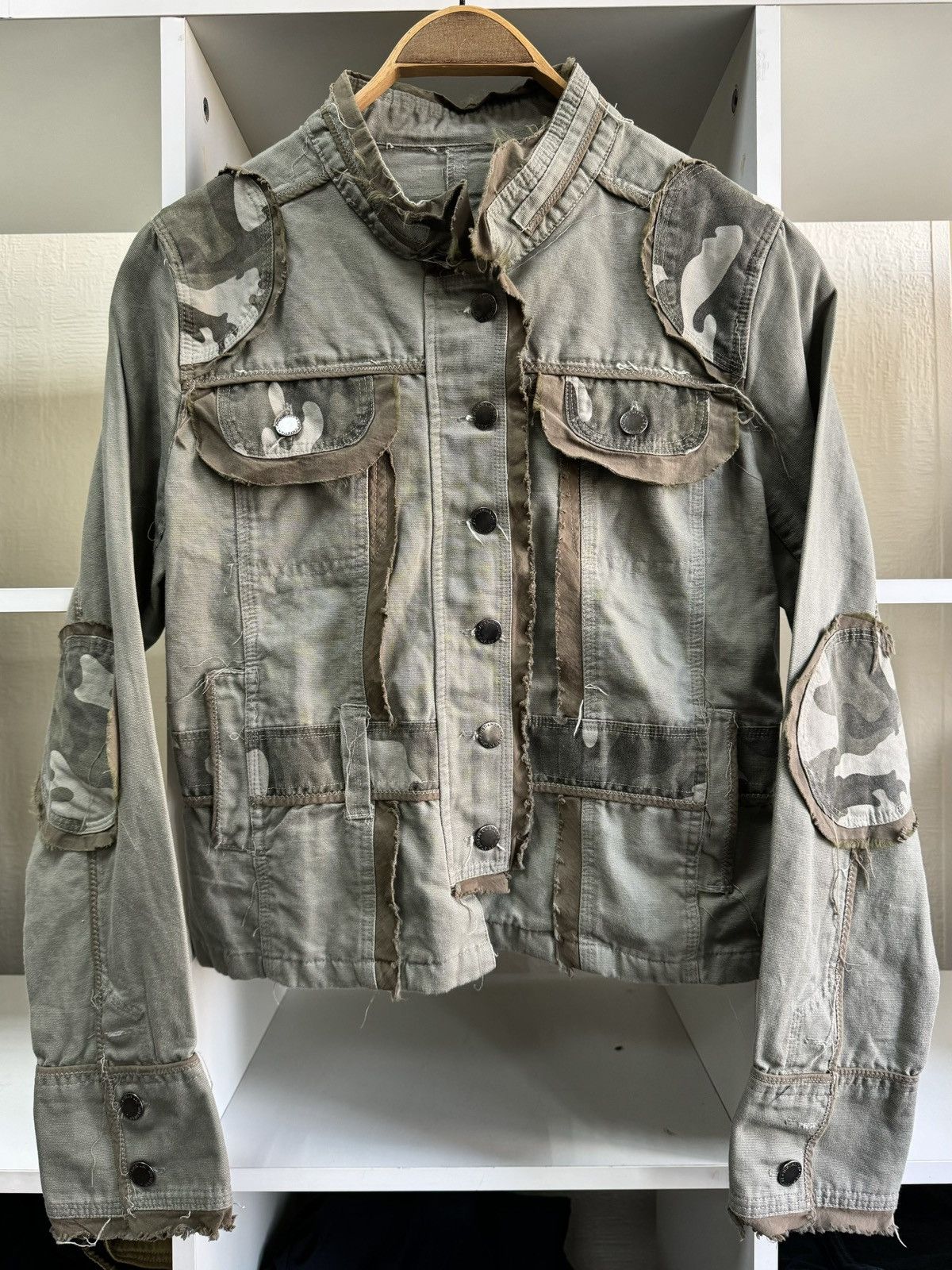 Junya Watanabe Vintage Patchwork Camo Military Japanese Jacket Size US S / EU 44-46 / 1 - 1 Thumbnail