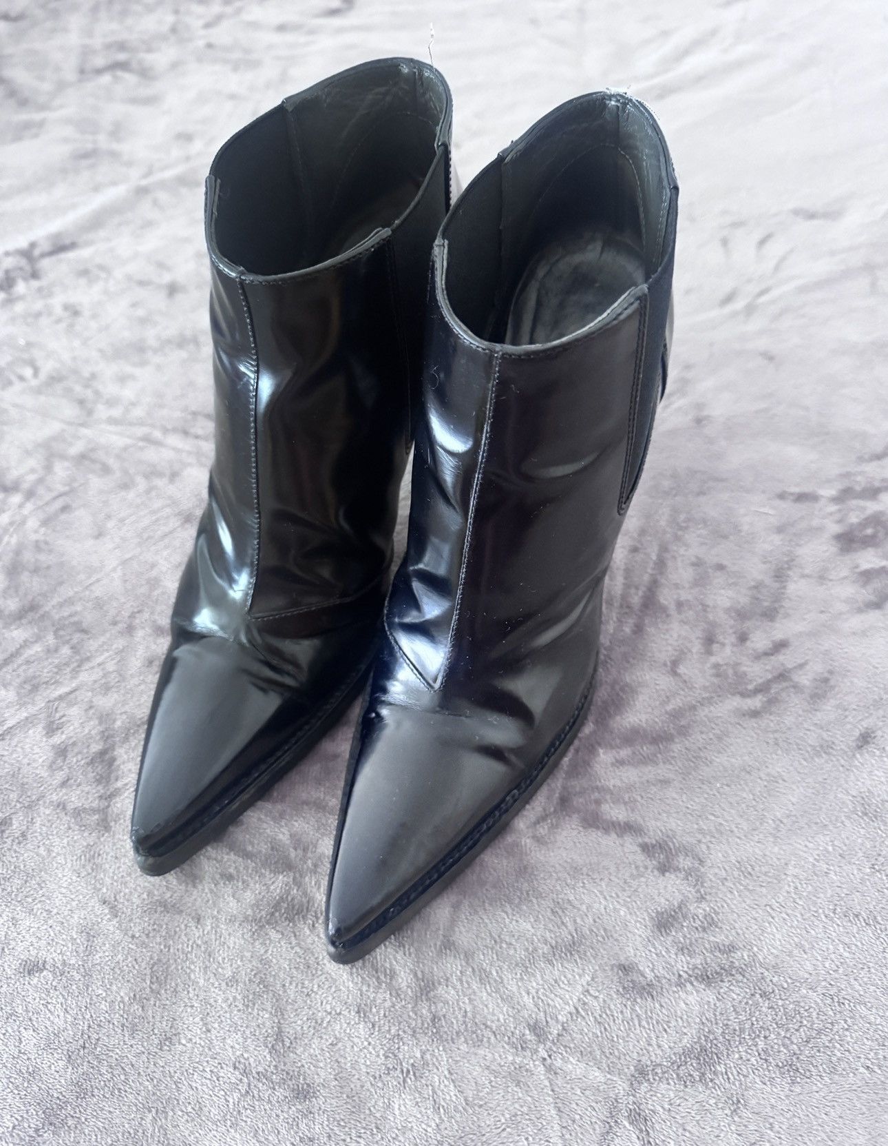 Miu Miu Vintage Miu Miu Chelsea-style ankle boots in patent leather Size US 6 / IT 36 - 4 Thumbnail